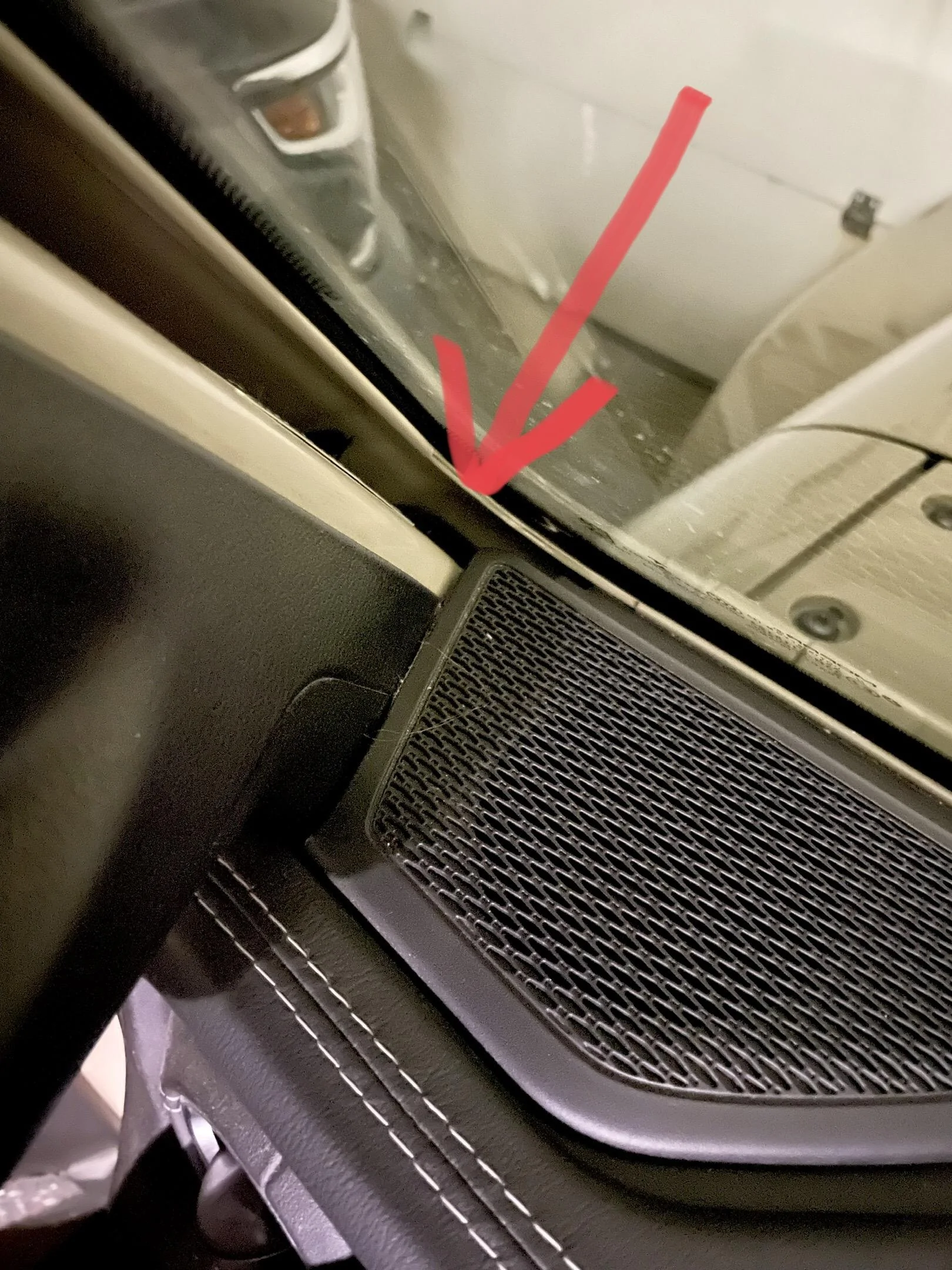 Jeep Gladiator Lost lipstick down the opening near speaker on dash 9C3316B4-6C84-4EDA-865A-3922EE75838E