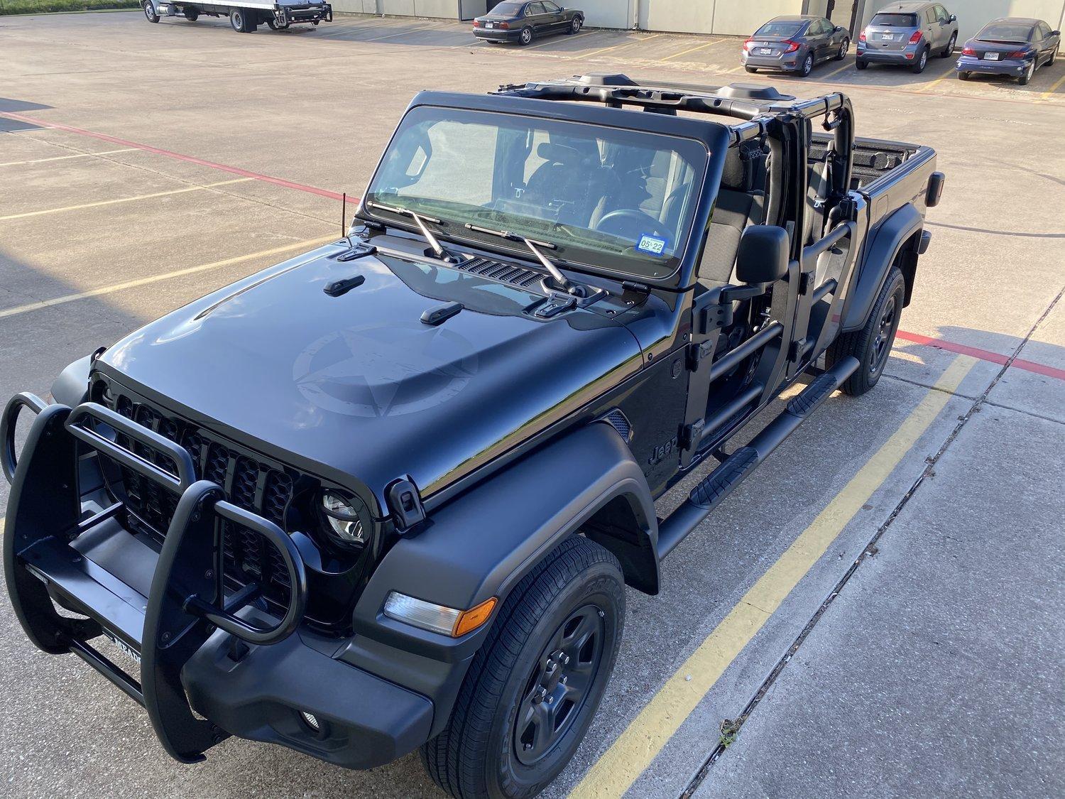 The Metal Rock Guard - Black Grille Guard On Jeep Wrangler JL.jpeg