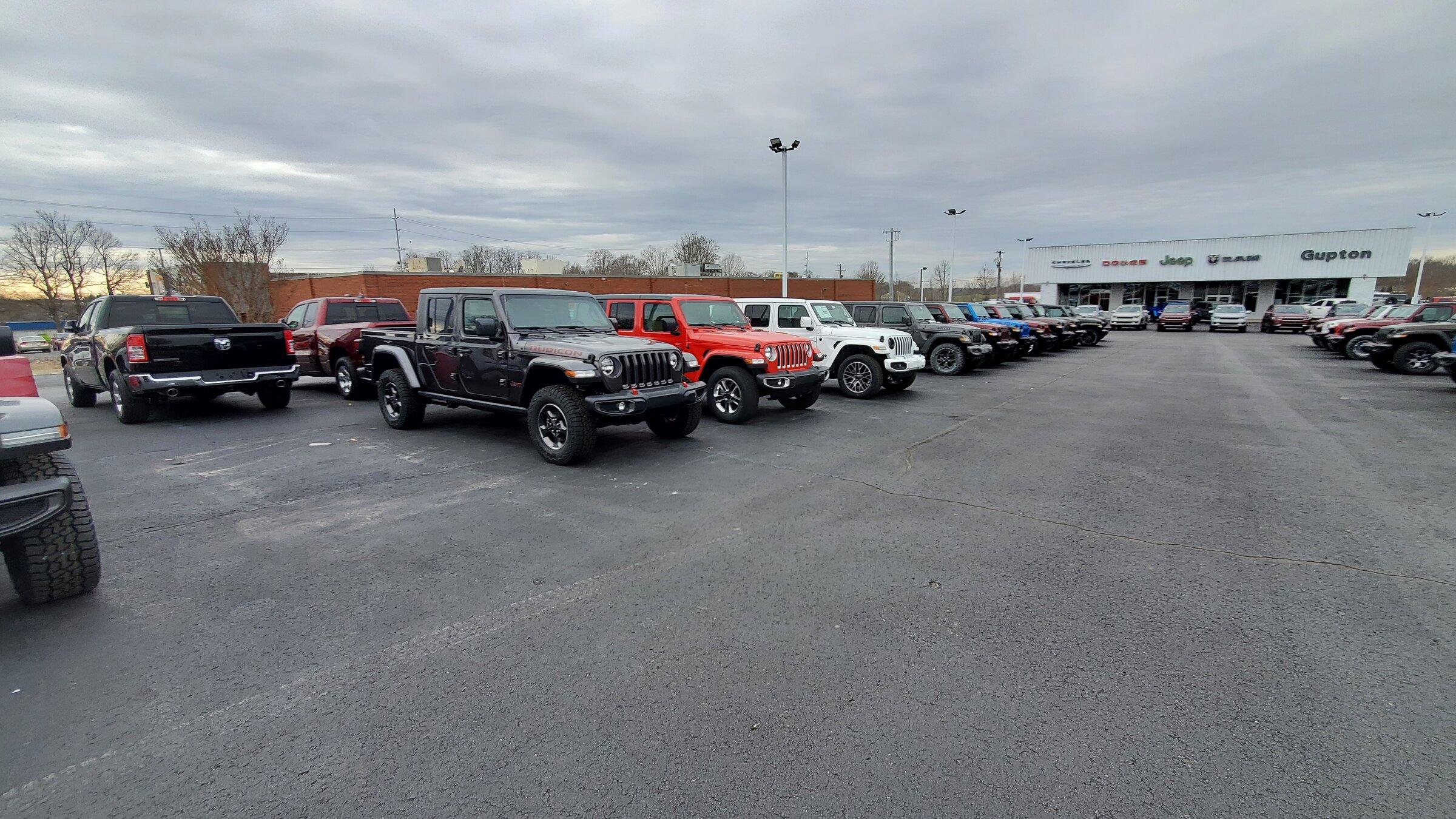 Jeep Gladiator MY22 Only - Anyone moved to D1? 20220127_141213