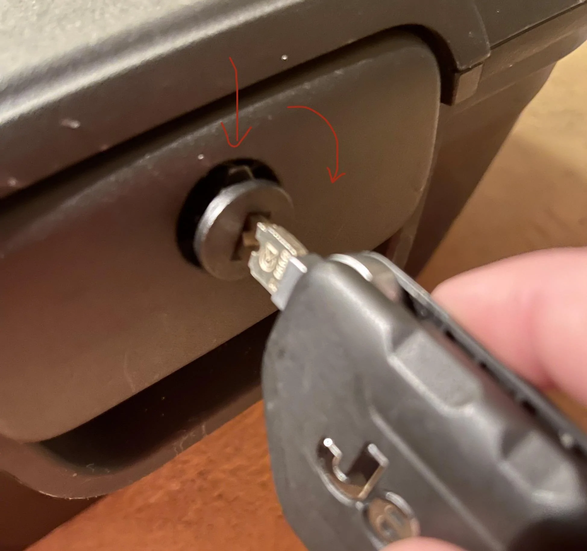 Jeep Gladiator Locking Under Seat Rear Storage Bin Re-Keying 990AC0B3-2303-4957-92A4-35483E7FBFFC