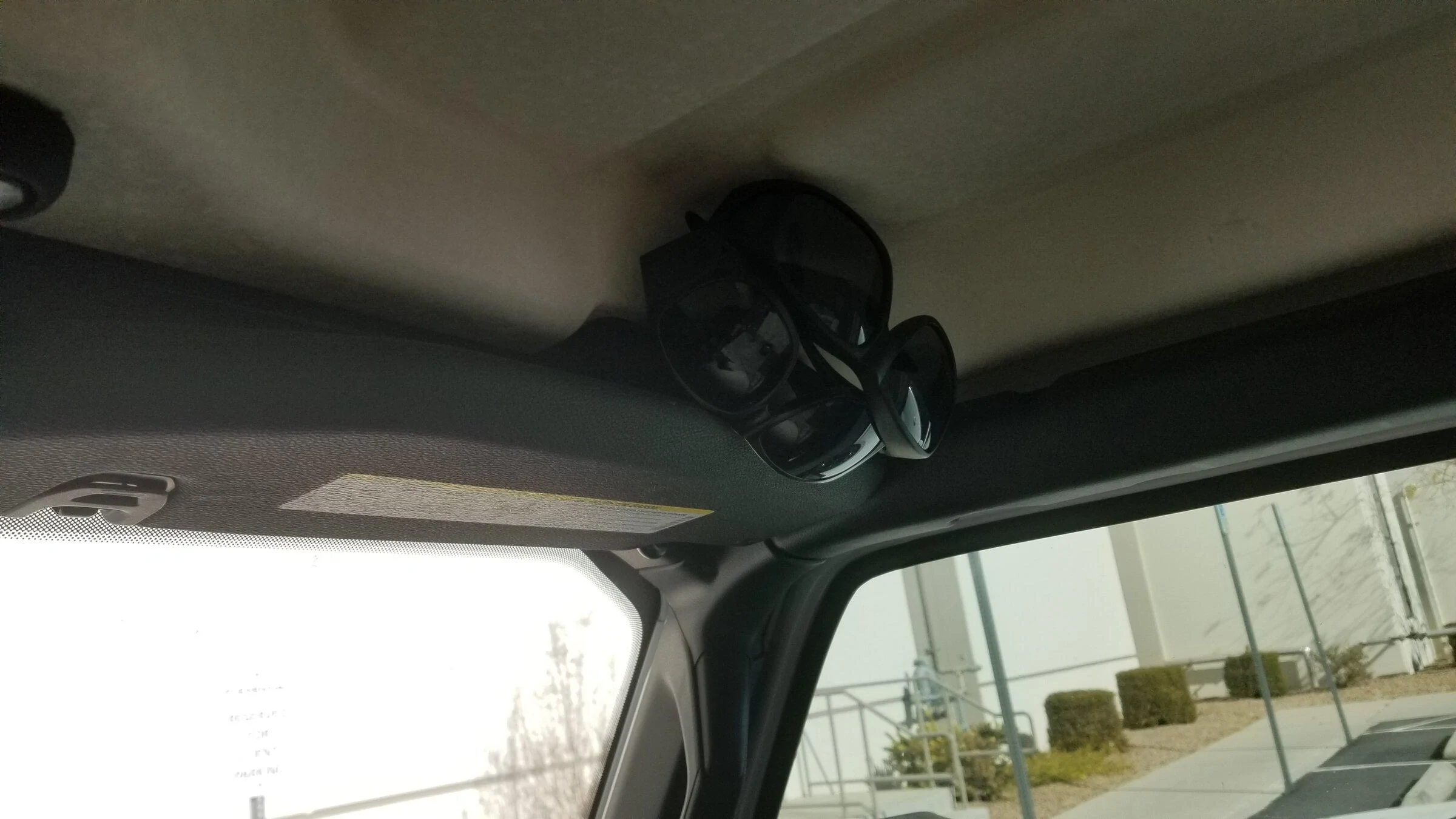 Jeep Gladiator Sunglass Storage Ideas 20220126_131049