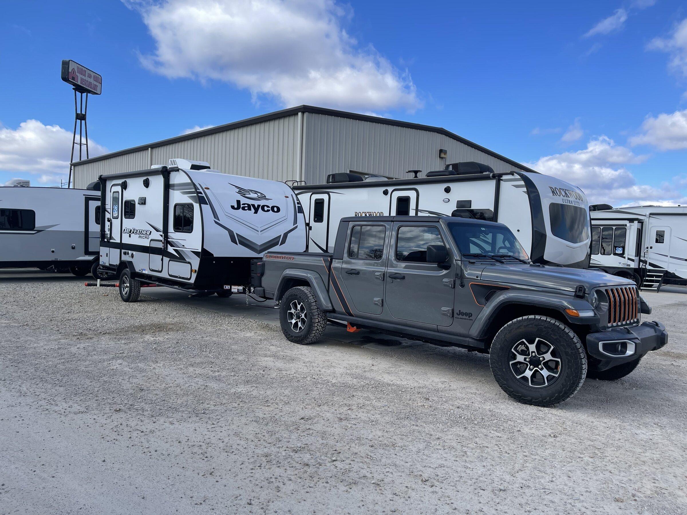 Jeep Gladiator So, what is everybody towing? EE95A037-1837-4DE2-BE79-5FFF5C4C72B4