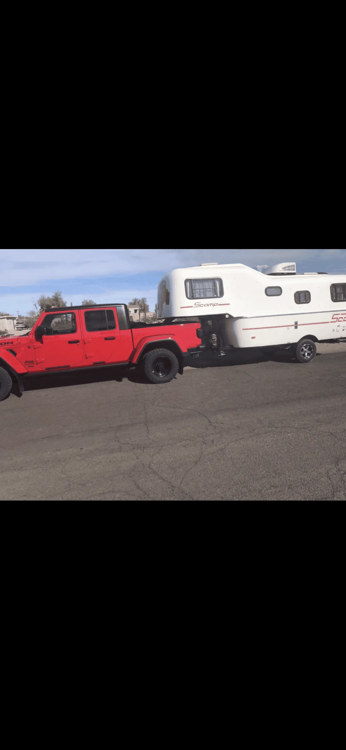 Jeep Gladiator Gladiator "5th Wheel" 6A55A5C6-26CB-4489-9F97-CAE516B85B0D