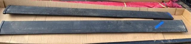 Jeep Gladiator Amp Research Power Step XL Running Board- #AMP77135-01A rails2