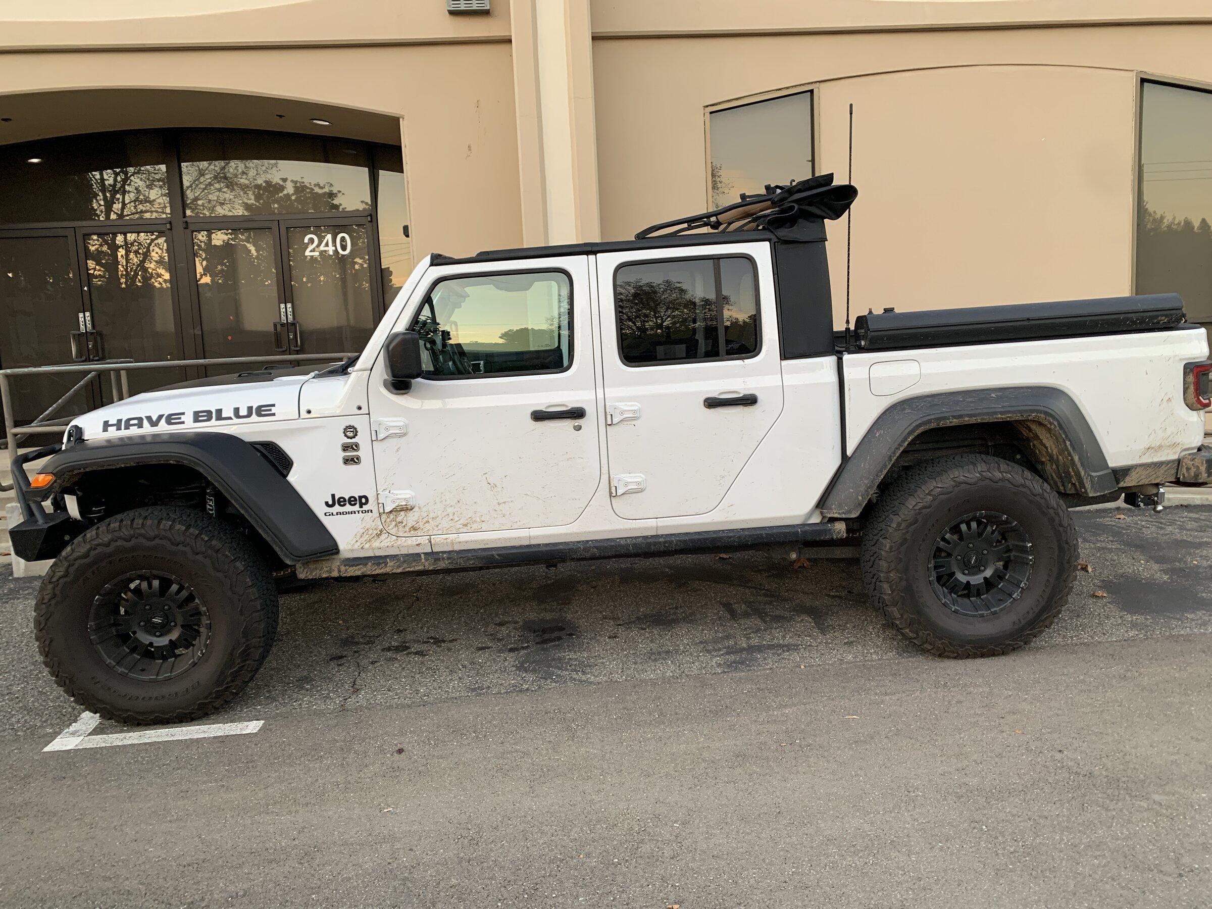 Jeep Gladiator Post em up. 37" K02's on 2.5" lift. 90BFD1BC-33E9-4F7E-9AE8-A299868A2604