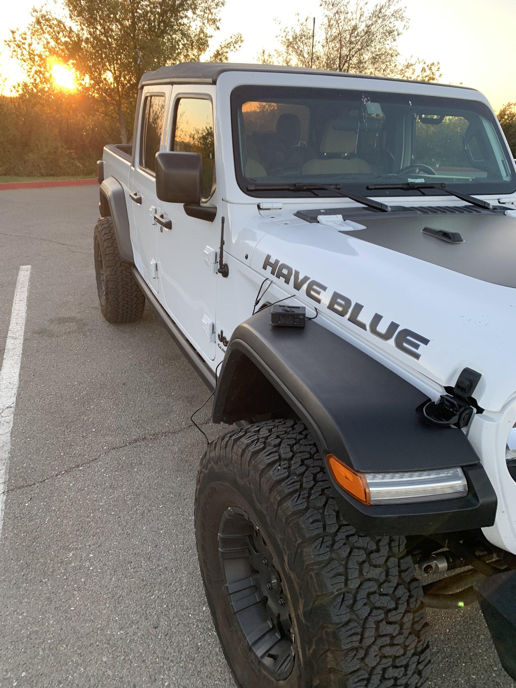 Jeep Gladiator Post em up. 37" K02's on 2.5" lift. 05D336DD-E07D-4C28-B545-7A213CC3988B