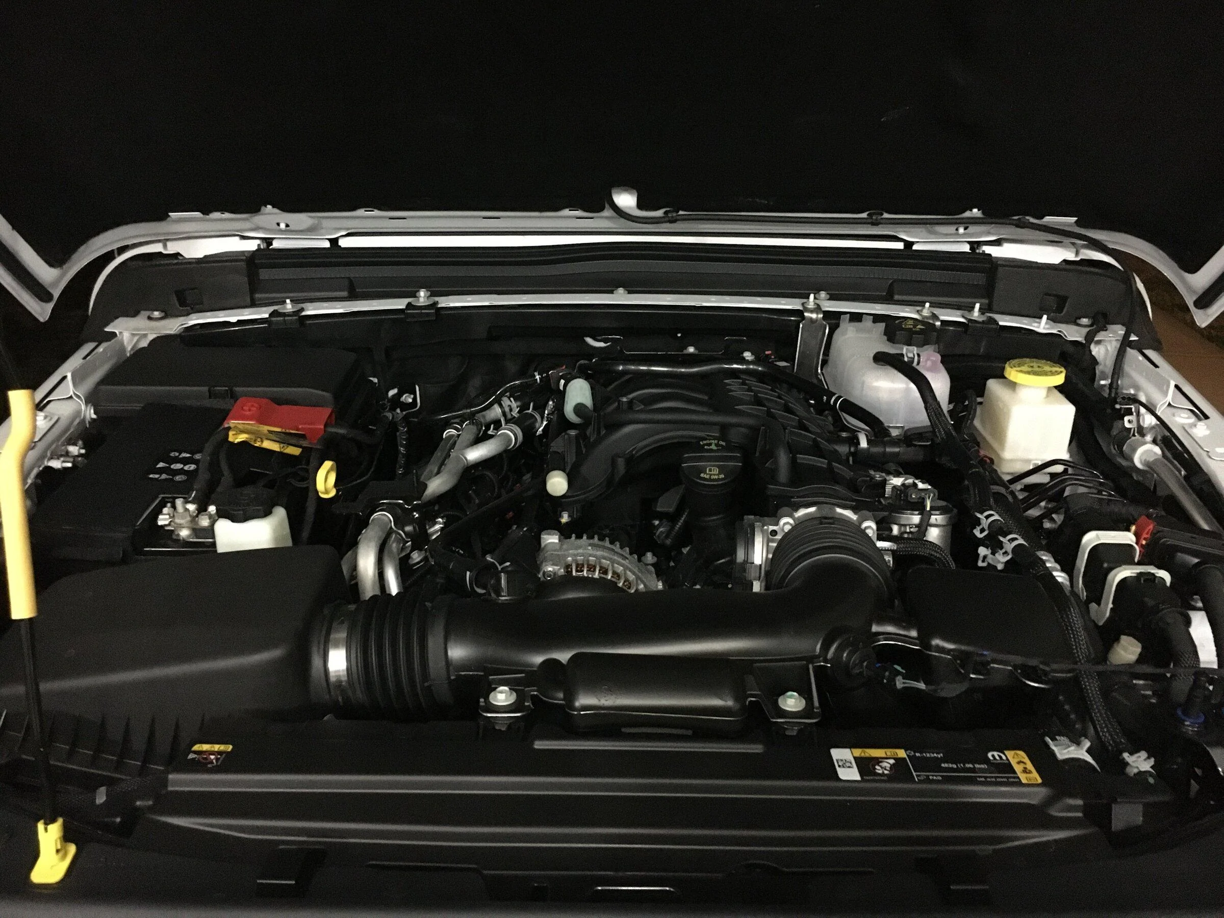 Jeep Gladiator Missing this on new late build 2021s and new 2022s? D8BF3CDE-32B3-4591-9FC3-E6B9DBBFAC08