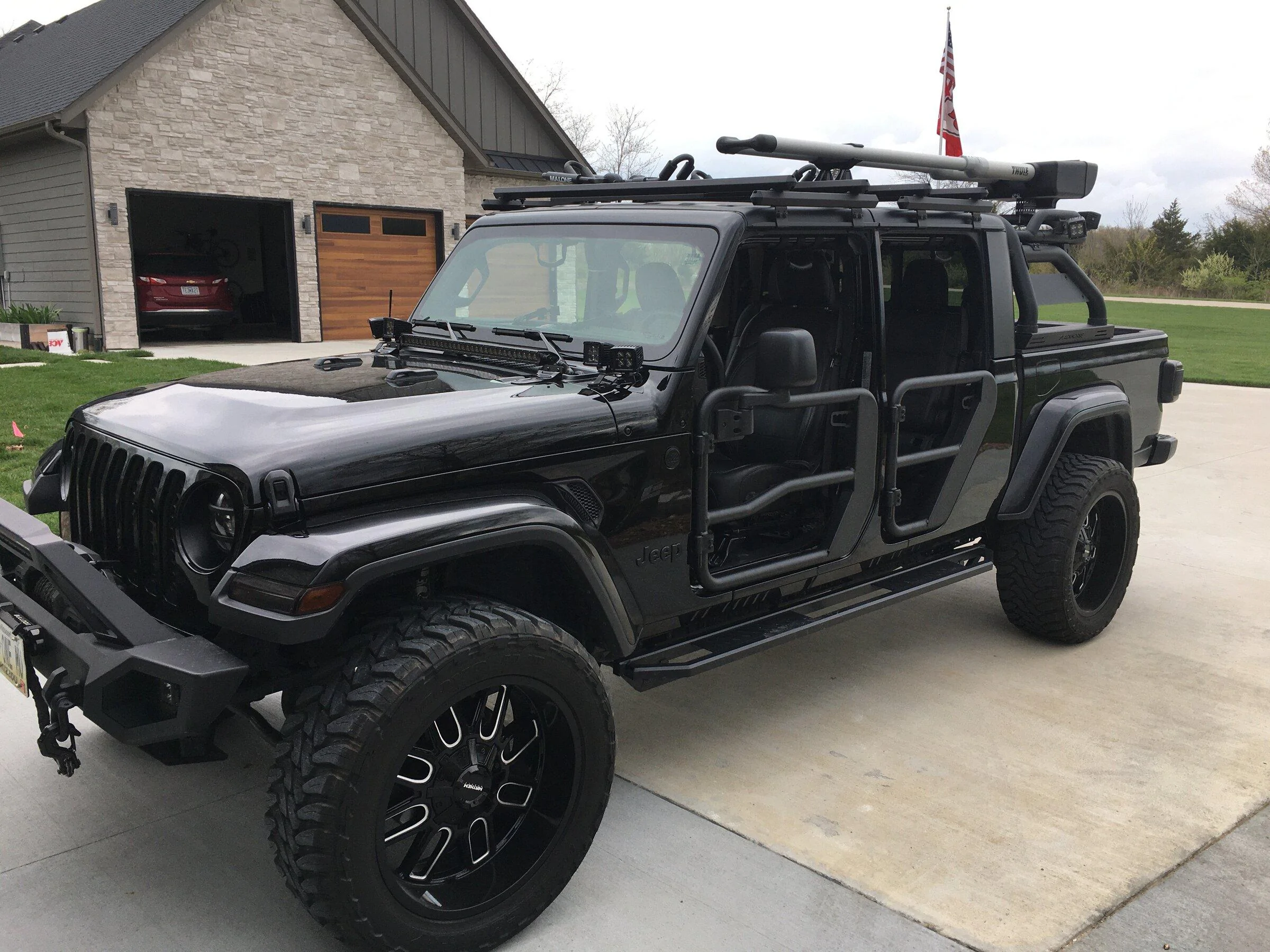 Jeep Gladiator Fly Fishing Rod Vault: anyone installed ? IMG_4351