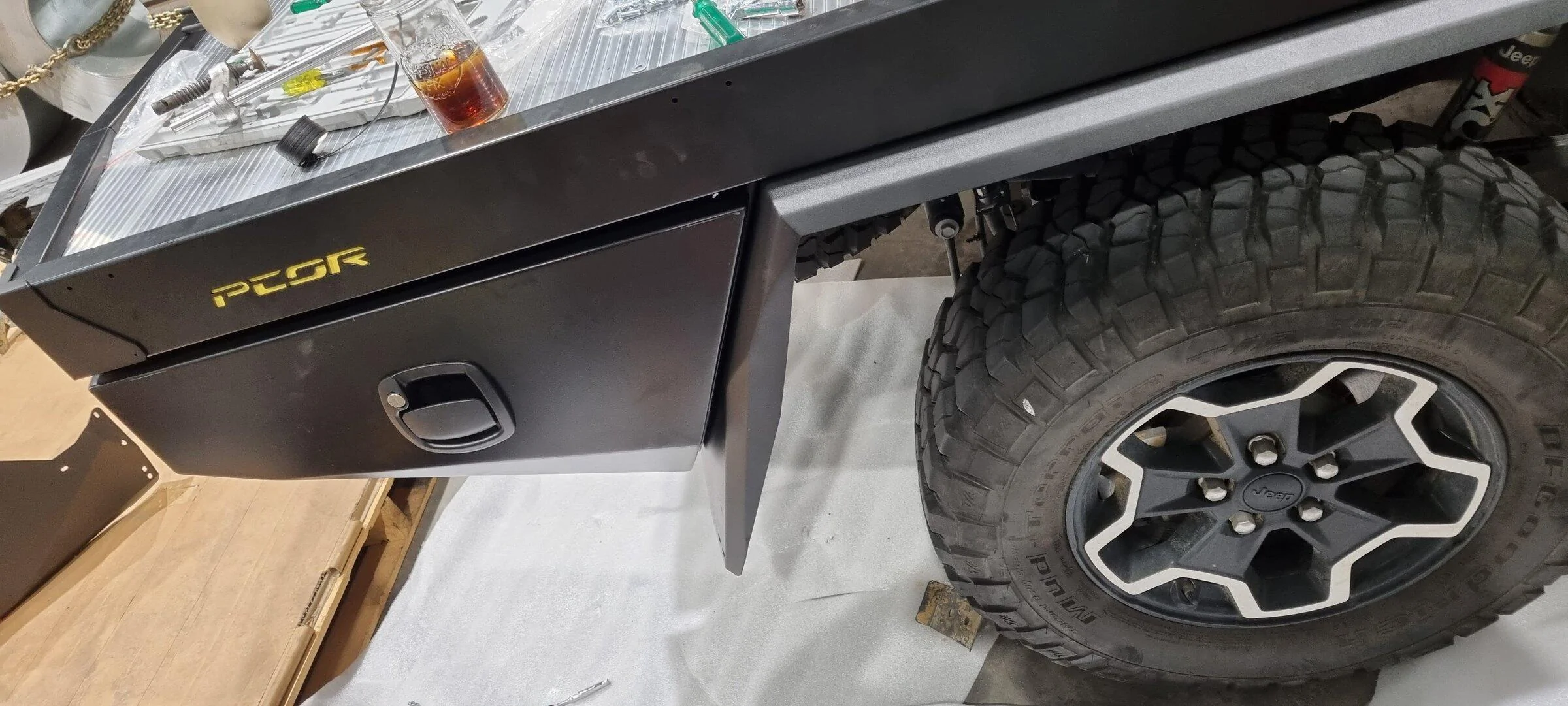 Jeep Gladiator PCOR flatbed tray and canopy install project on Gladiator 20220129_015155