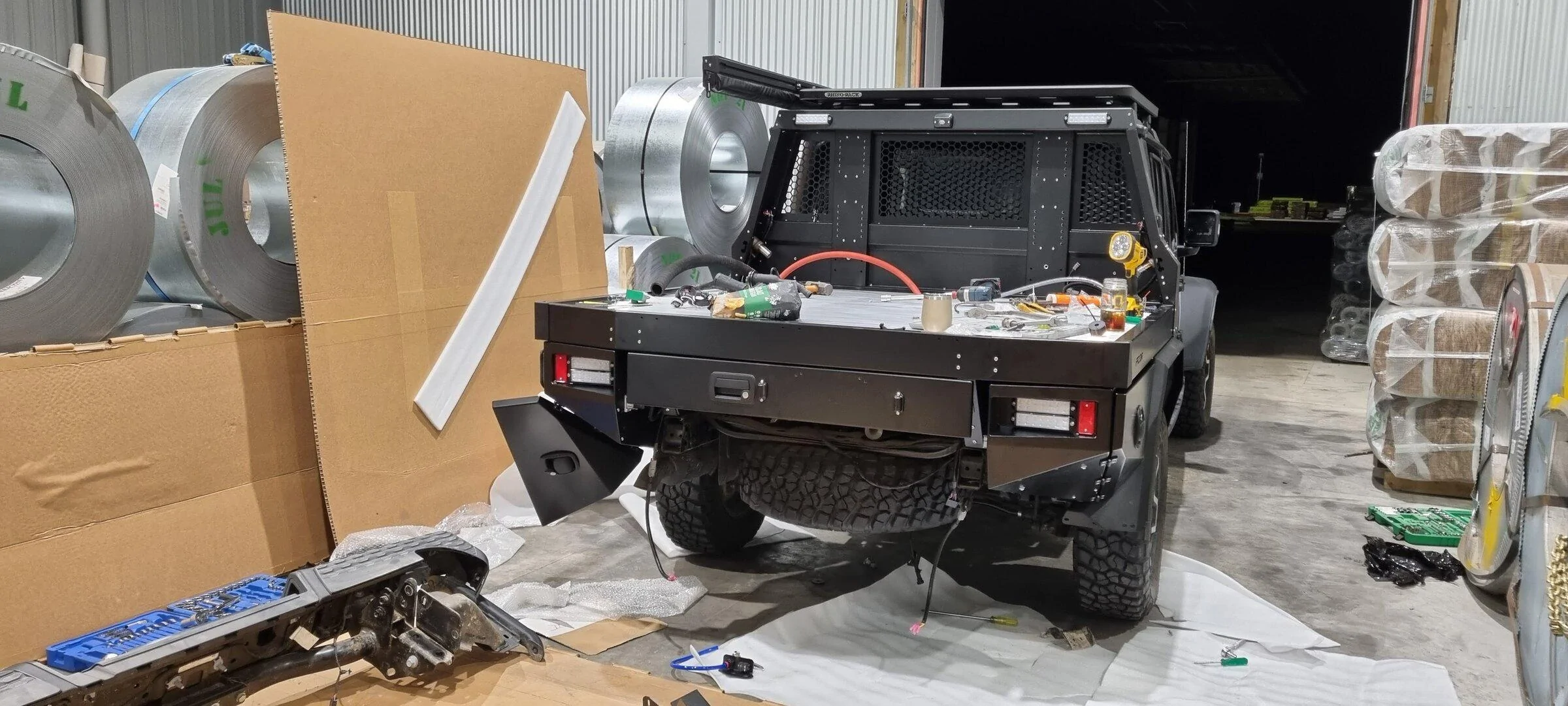 Jeep Gladiator PCOR flatbed tray and canopy install project on Gladiator 20220129_015211