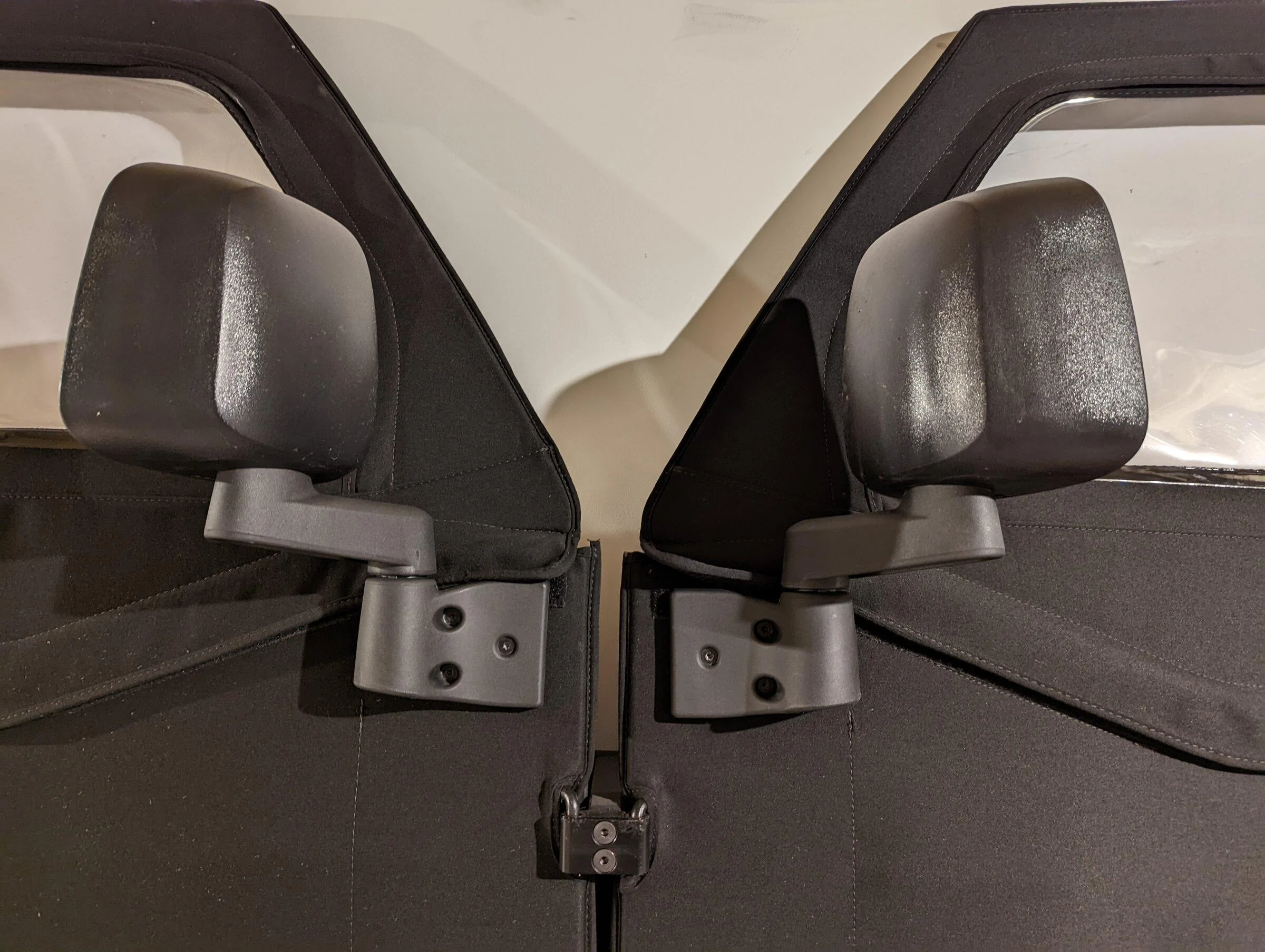 Jeep Gladiator Bestop Fabric Doors–Any Photos or Experiences? PXL_20220131_015617538