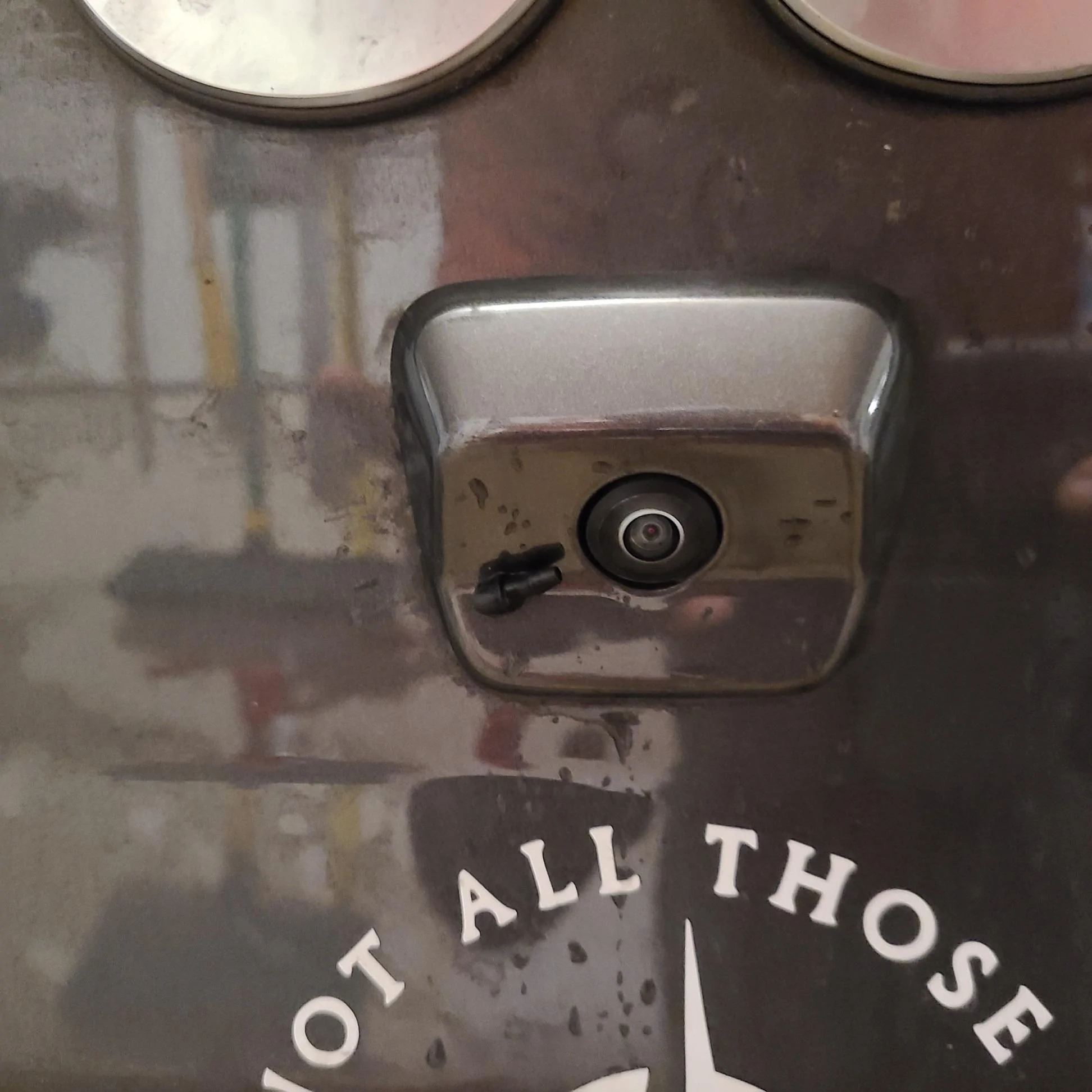Jeep Gladiator Keeping the back up camera clean. jeep camera washer