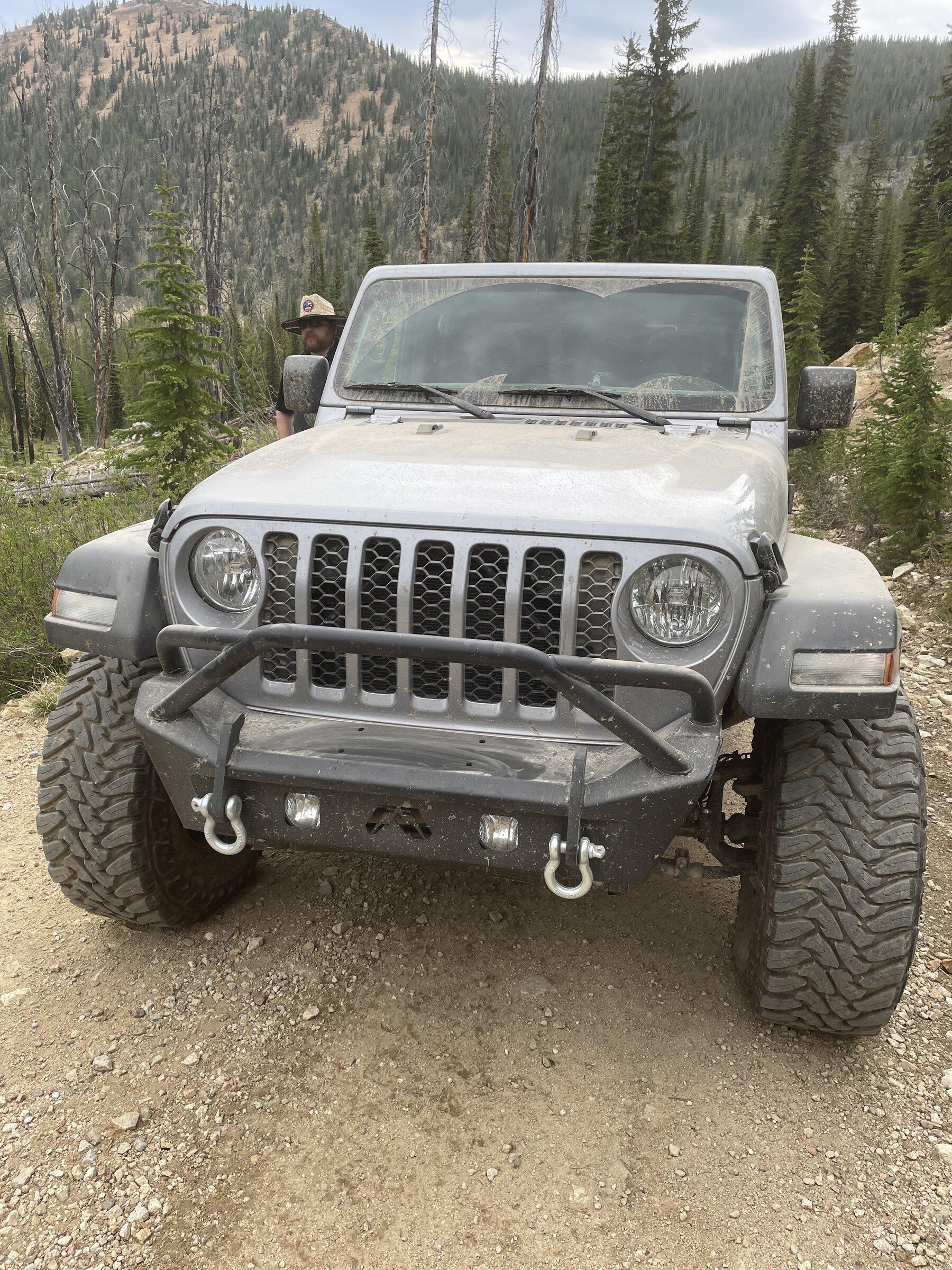 Jeep Gladiator The Definitive Front Bumper Thread 0A48626E-3A6F-4CED-91B5-9A2144F4CBFF