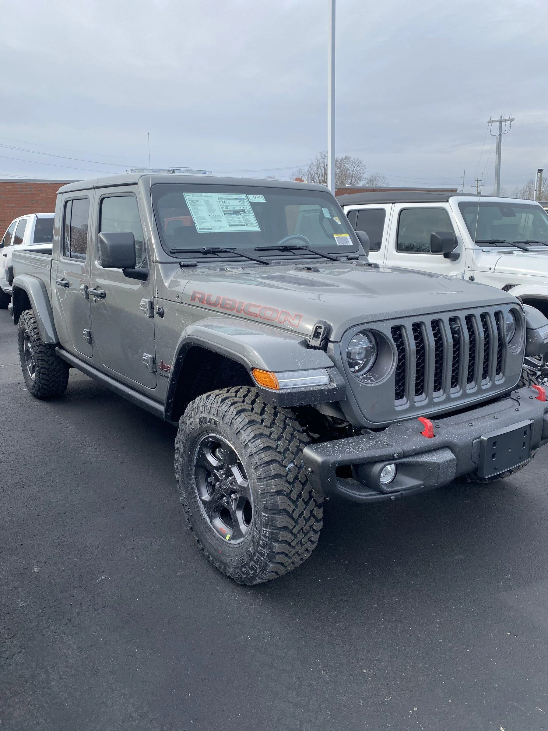 Jeep Gladiator MY22 Only - Anyone moved to D1? CD8ED2DF-5AD3-41E5-BAE4-EB86BEB47290