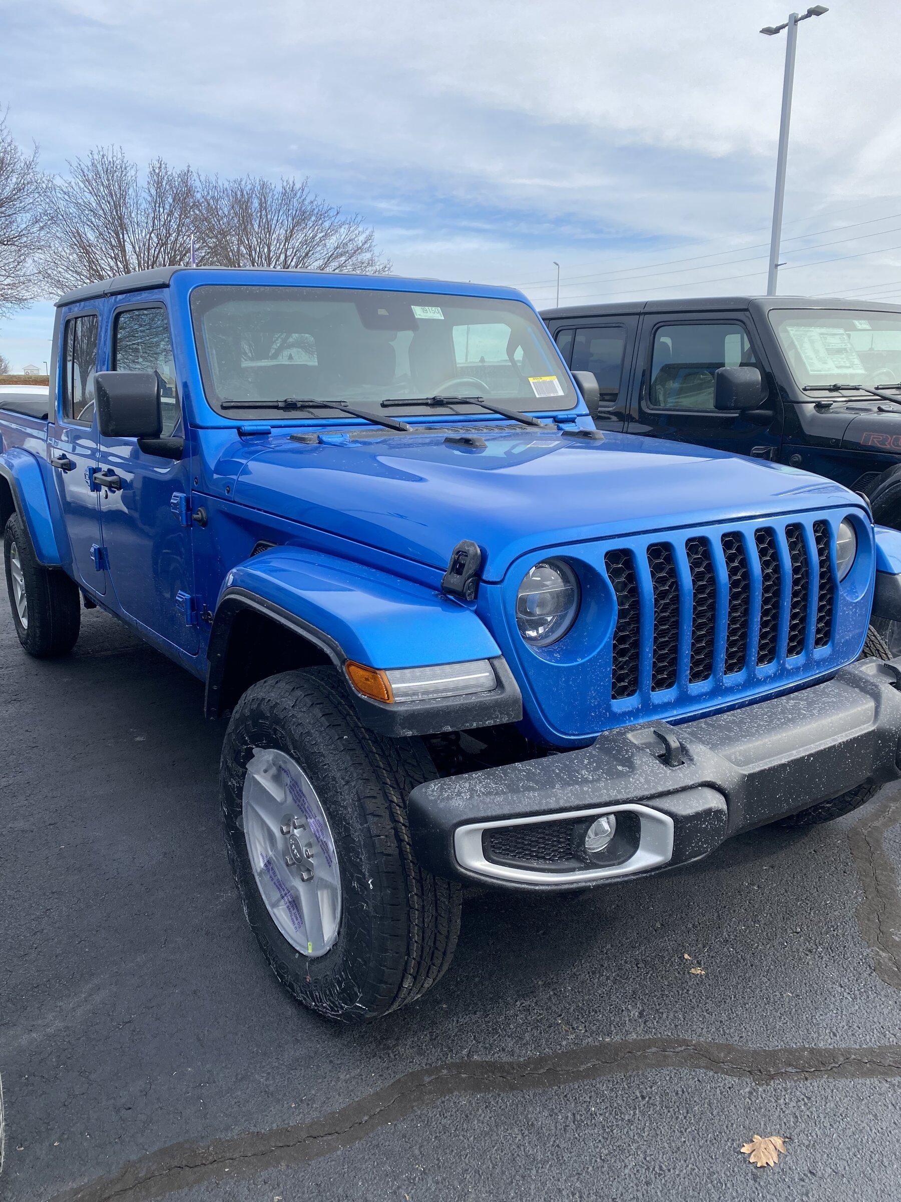 Jeep Gladiator MY22 Only - Anyone moved to D1? 42CDE617-DC49-4331-A51F-917BDB3AD3A4