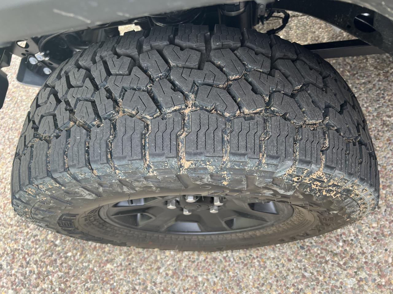 Jeep Gladiator Set of Falken Wildpeak A/T tires, Mojave take offs, 1500 miles IMG_3321 Lar