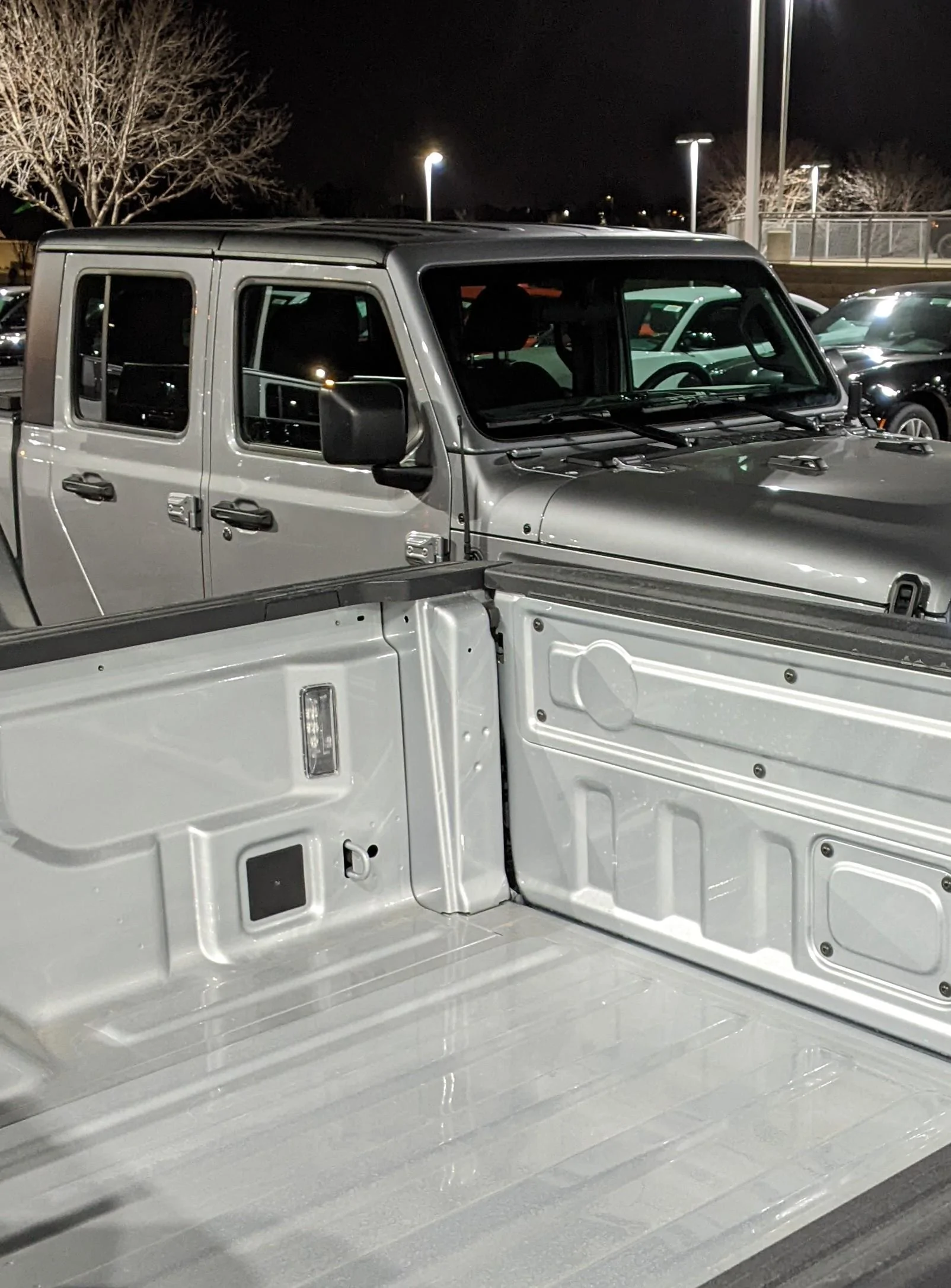 Jeep Gladiator SILVER ZYNITH Gladiator JT Club PXL_20220201_013856386.MP