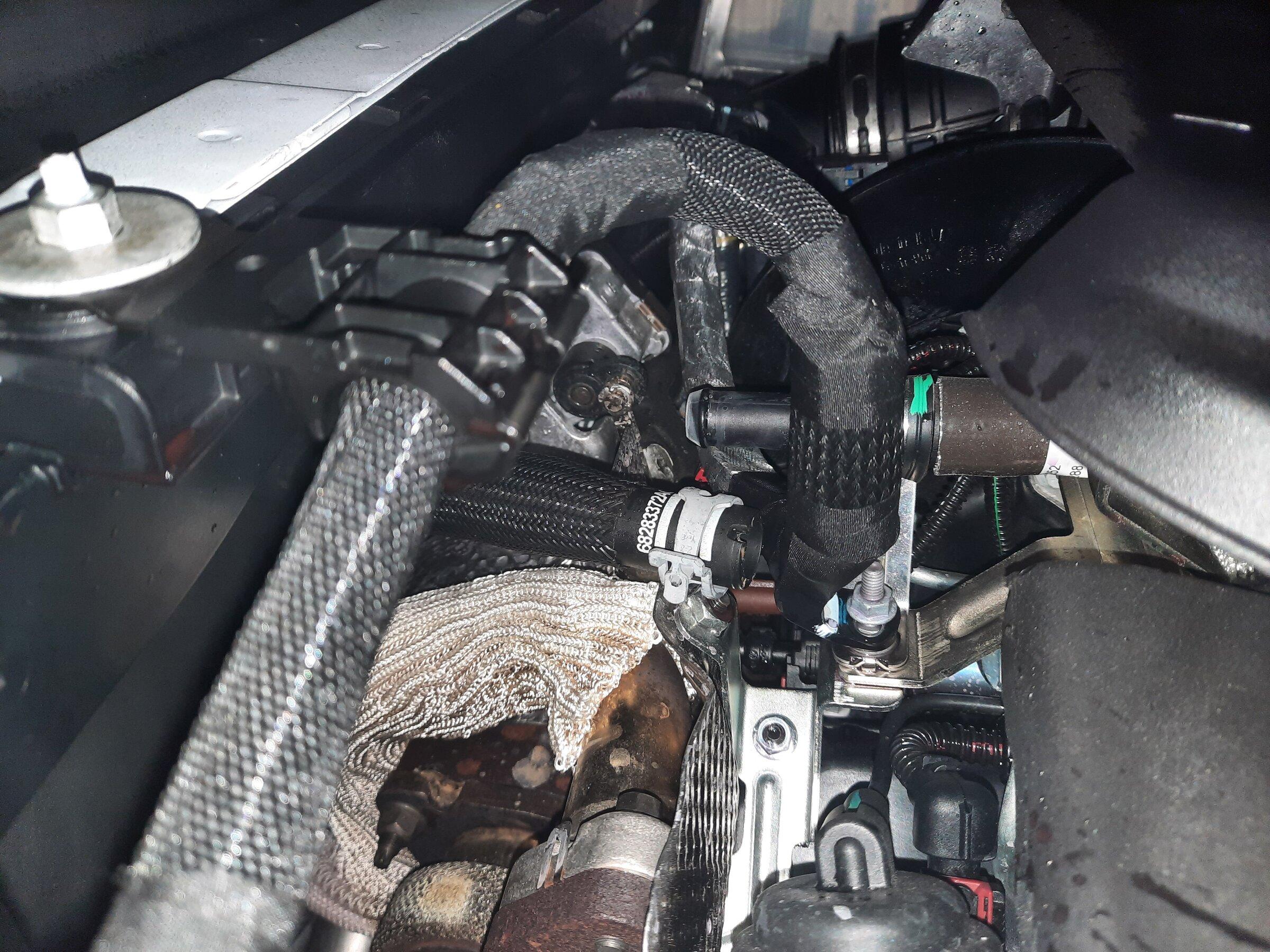 Jeep Gladiator Heater hose issue? 20220131_181409