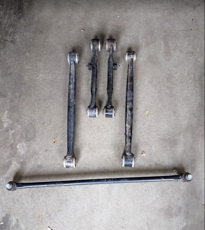 Jeep Gladiator Rubicon 3.6L gas Rear Upper/Lower Control Arms & Track Bar JT rear control arms and track bar.JPG