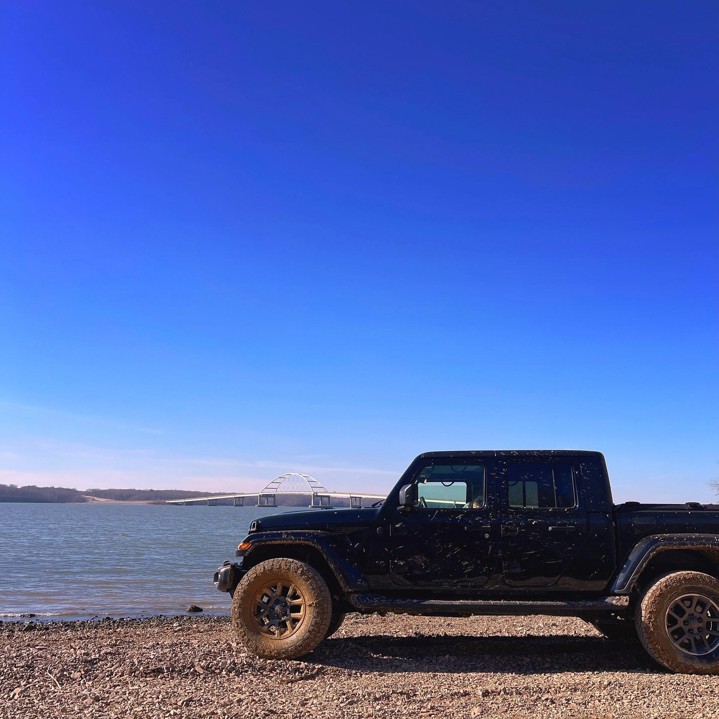 Jeep Gladiator Gladiator Glamour Shots 87CD5B4D-6DFD-425E-979F-9450F57ADF3B