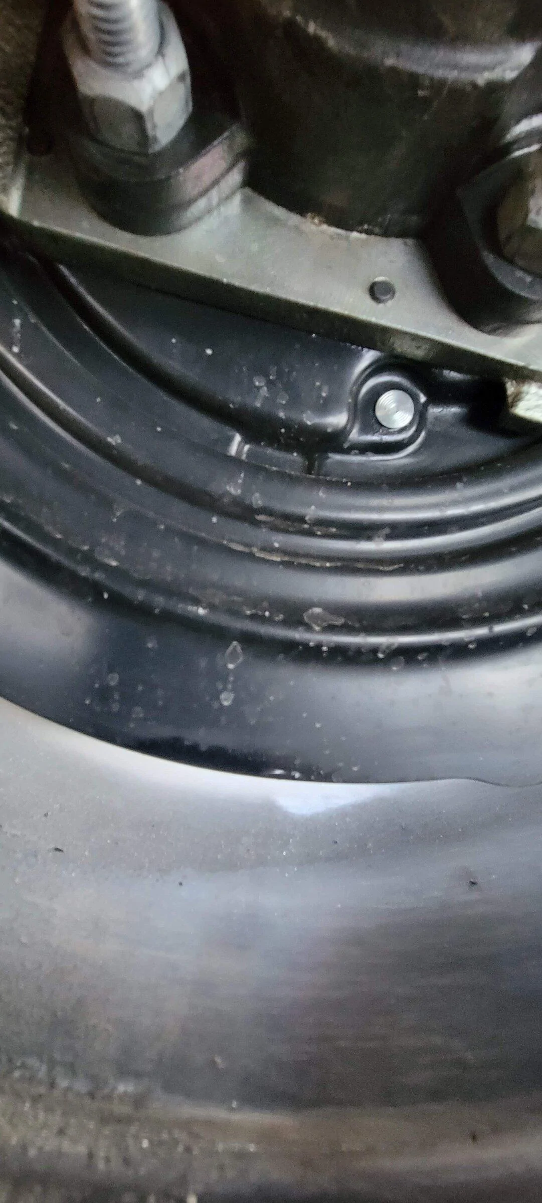 Jeep Gladiator Leaking axle seal? 20220201_134353
