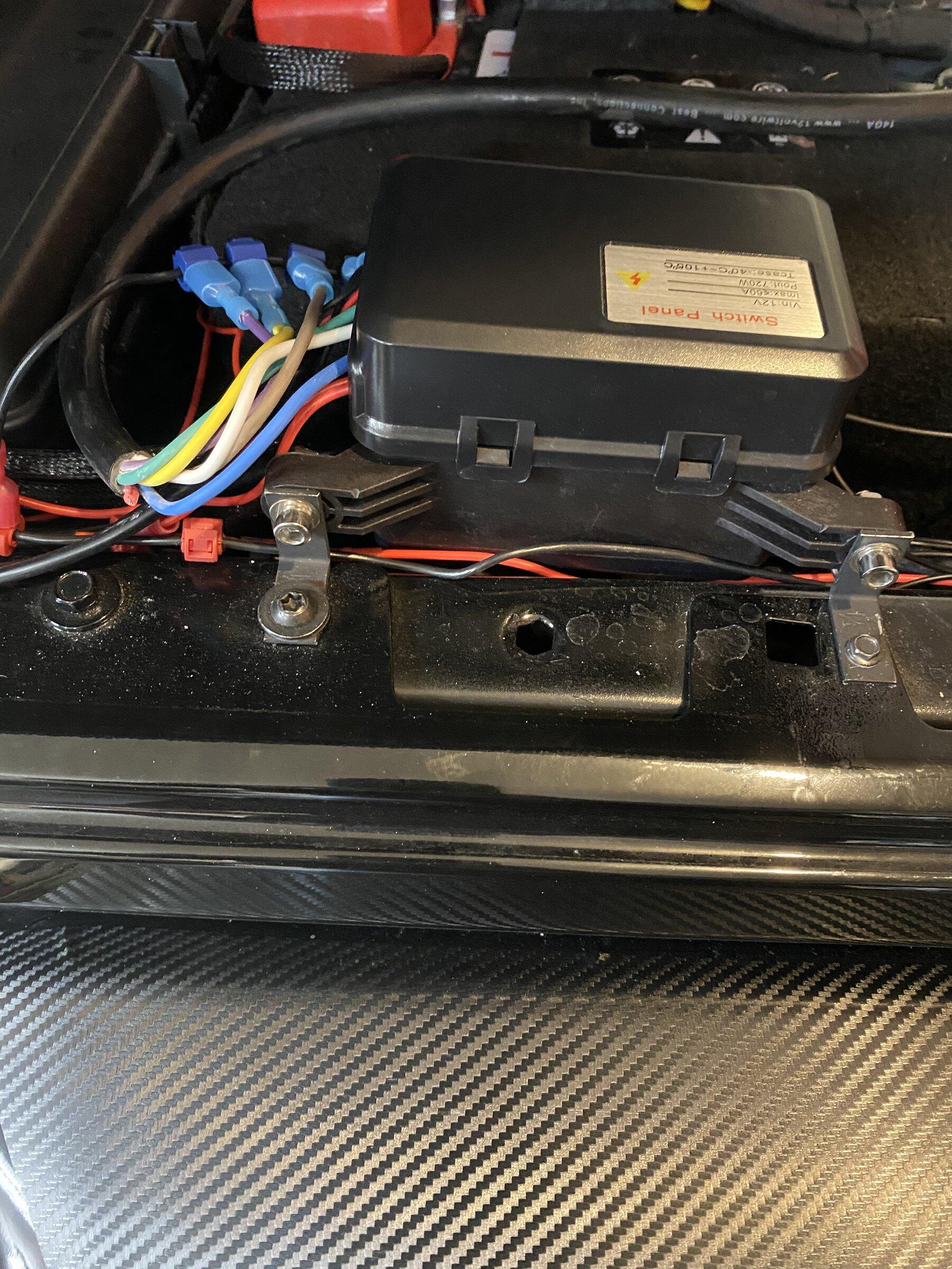 Jeep Gladiator Running wiring to bed/box for lights 3CDA5CE8-EAF1-4C5C-A005-835634E4D318