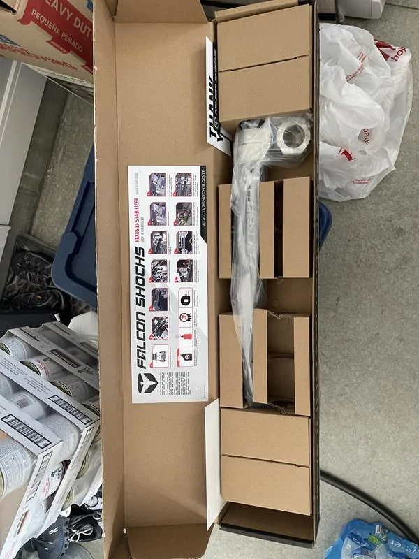 Jeep Gladiator Garage Sale! 92-AD7-BF2-399-F-402-F-8-CAF-8-BB8-A062032-E