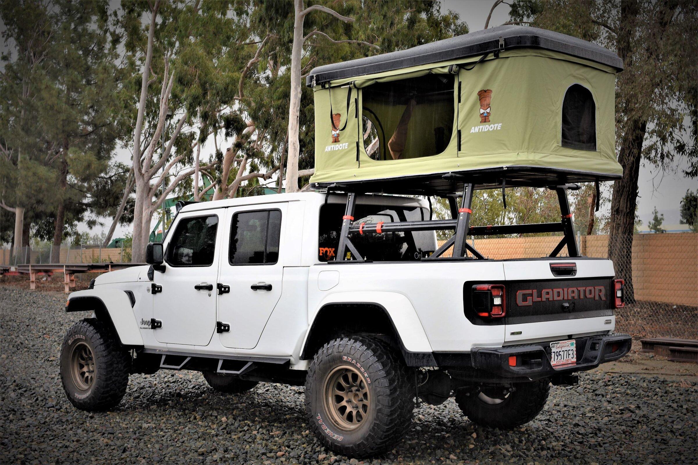 Jeep Gladiator Bed Rack and Roof Top Tents DSC_0802.JPG