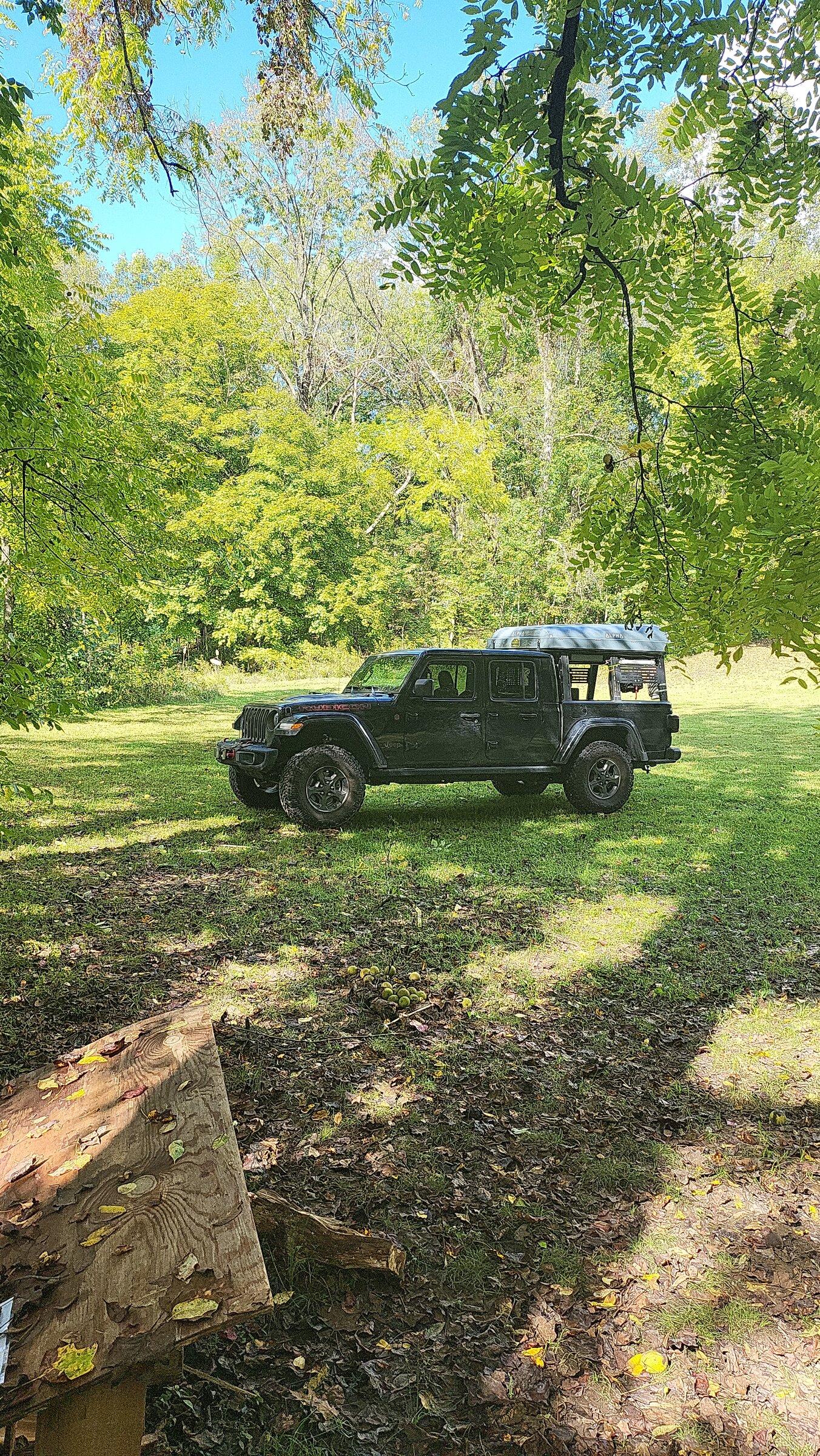 Jeep Gladiator RTT Tuff Stuff Alpha Roof Top Tent Sleeps 4 IMG-62de11c42165c97ddb638c92f24ff861-V