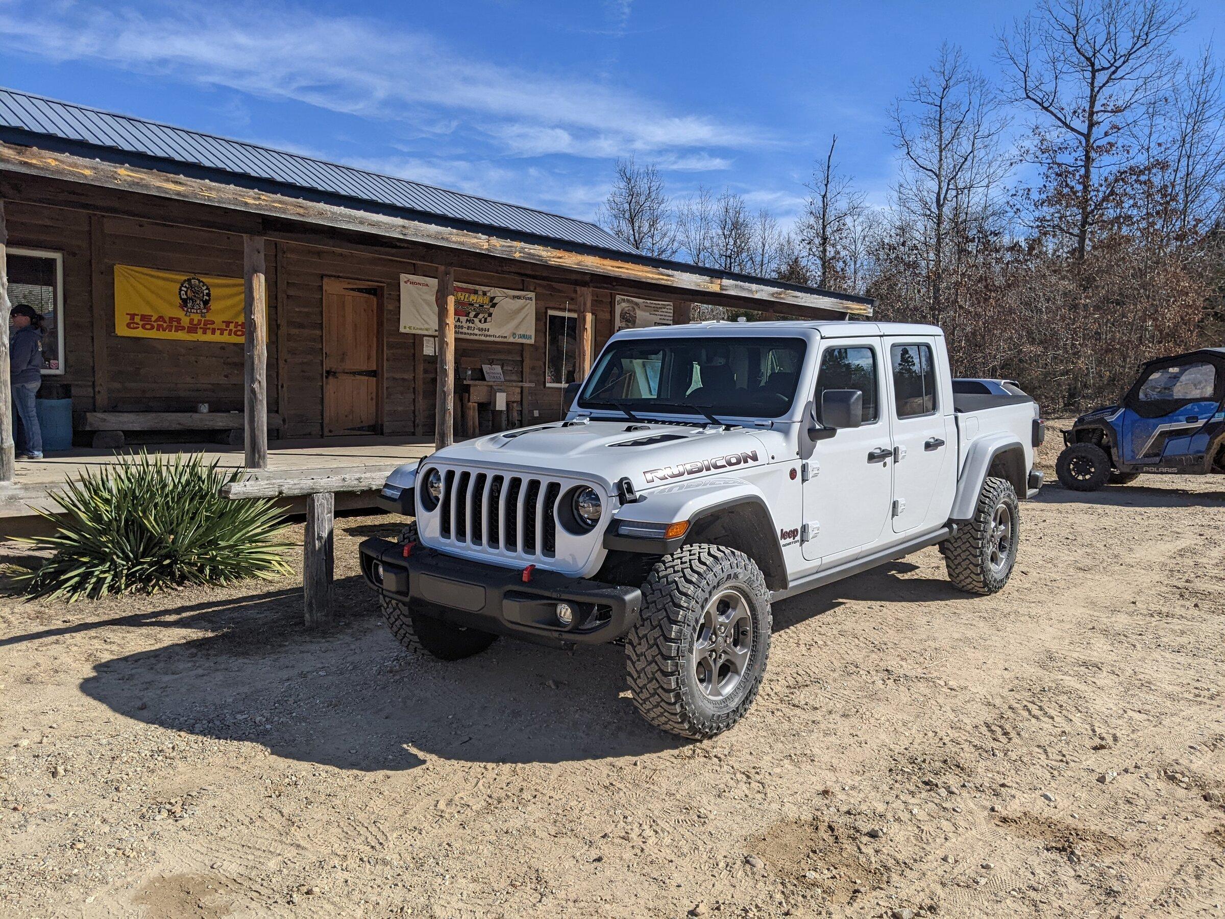 Jeep Gladiator Tart Cart's JTRD Journal PXL_20220130_184310585.MP