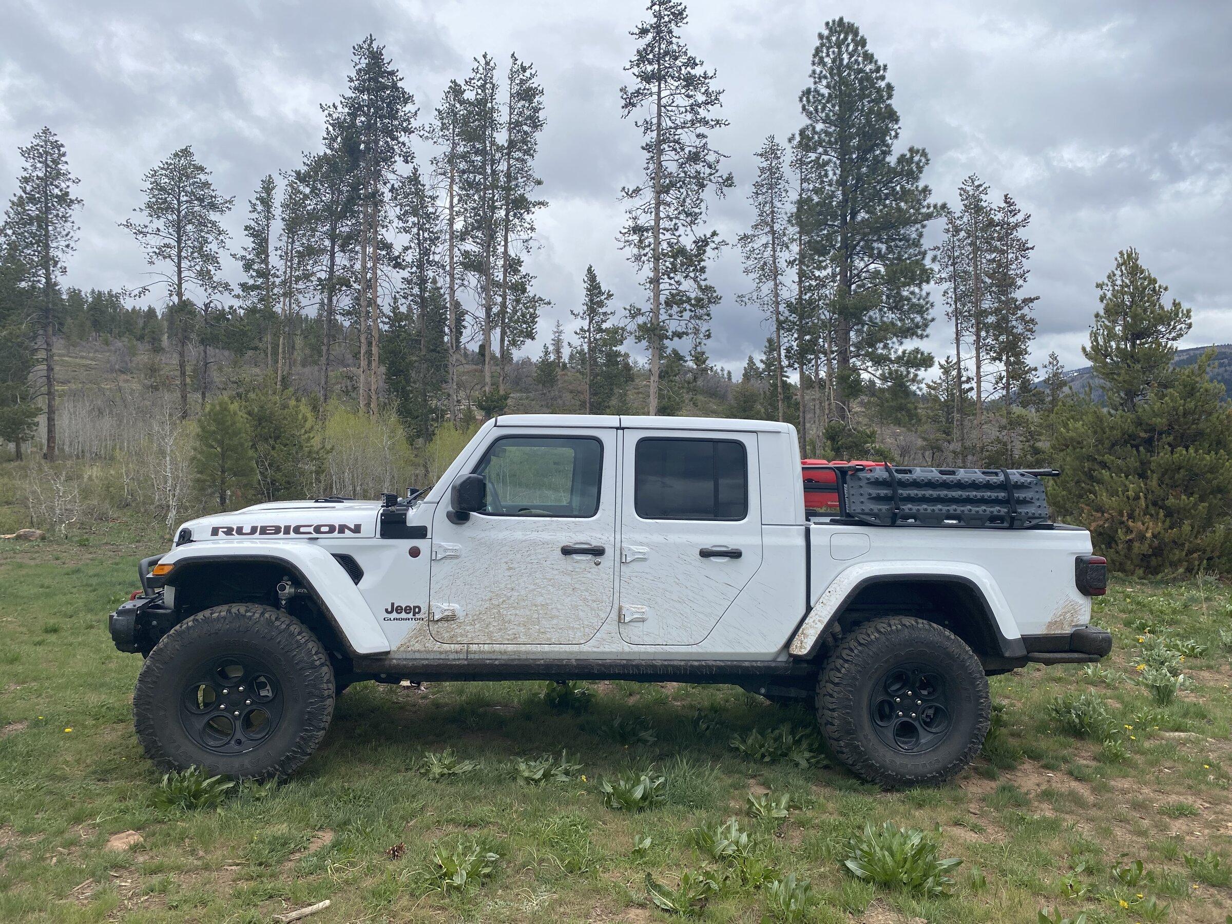 Jeep Gladiator Help me find the perfect awning? Or does it not exist? 388AC67D-B14E-4EC1-B2E4-93EDA1004D00