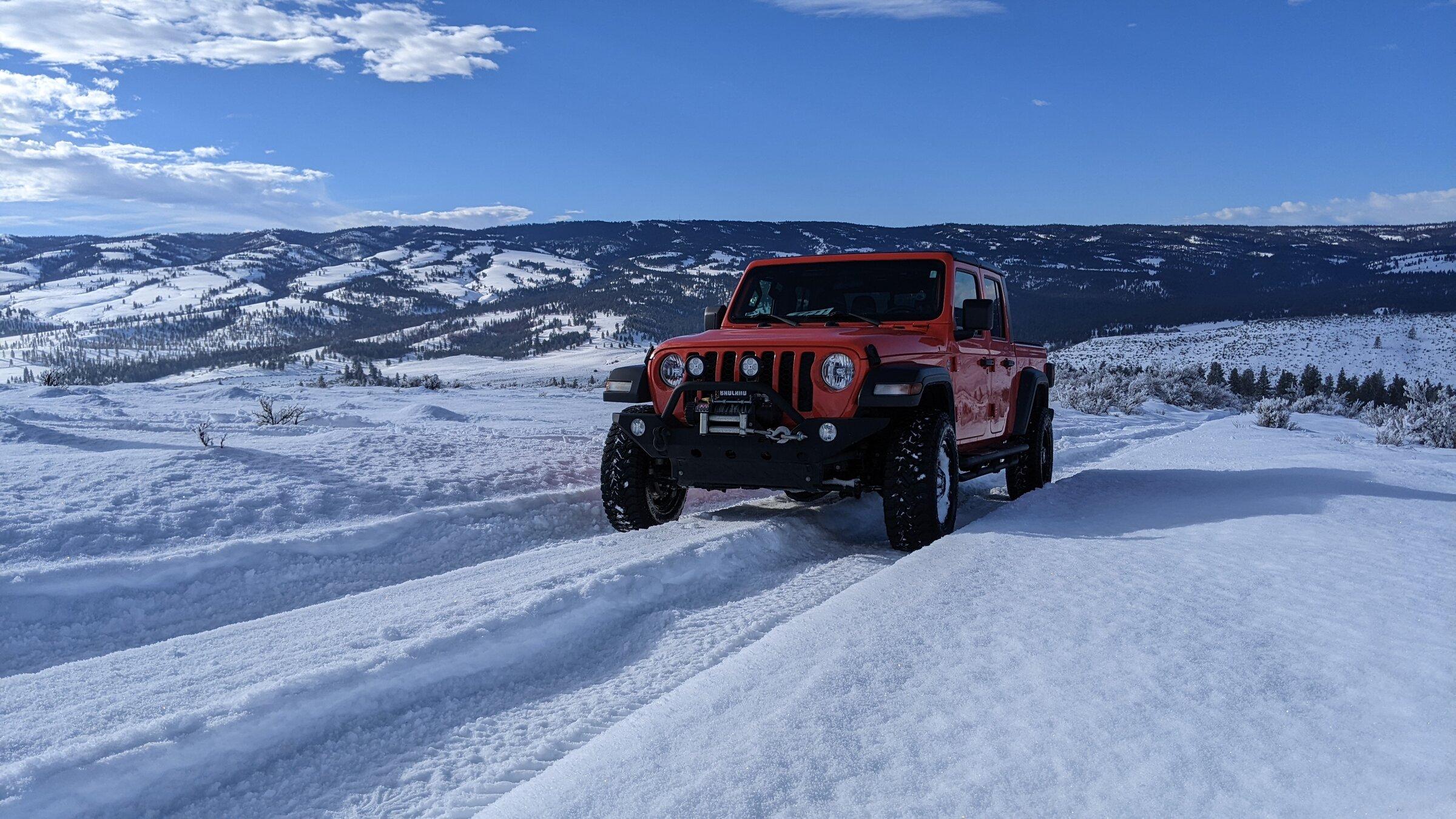 Jeep Gladiator Gladiator Glamour Shots PXL_20220117_193634289.MP