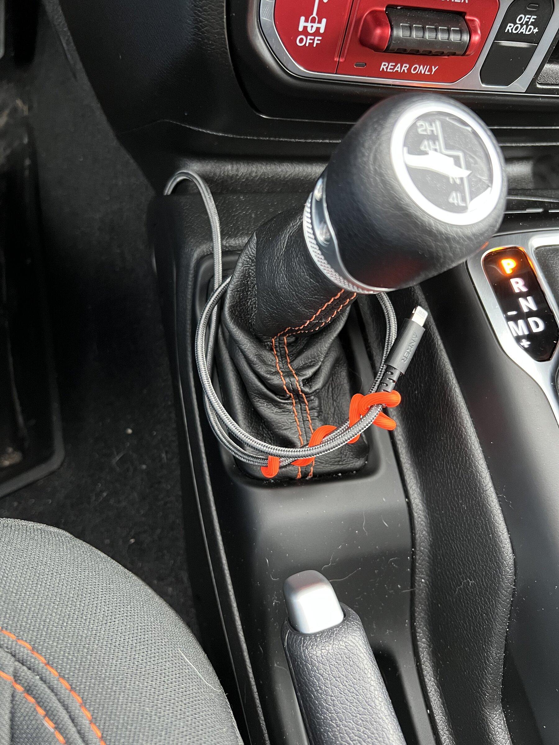 Jeep Gladiator 67d Phone Mount Cable Routing D352BE9E-5886-422C-AF7A-1DF39DFC12C4