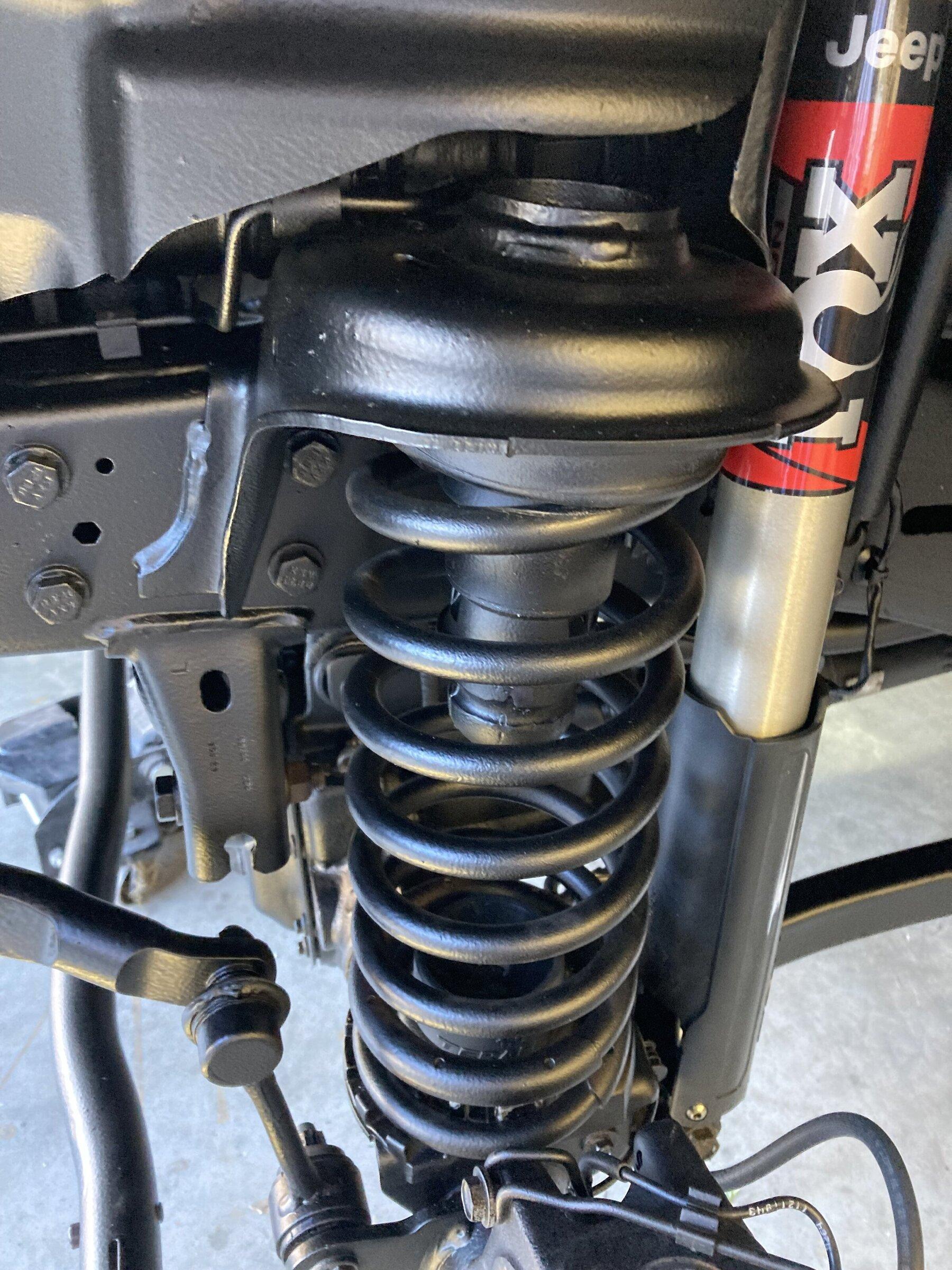Jeep Gladiator Rubicon with 1.5" Teraflex Leveling Kit and Daystar .75" Rear Spacers full