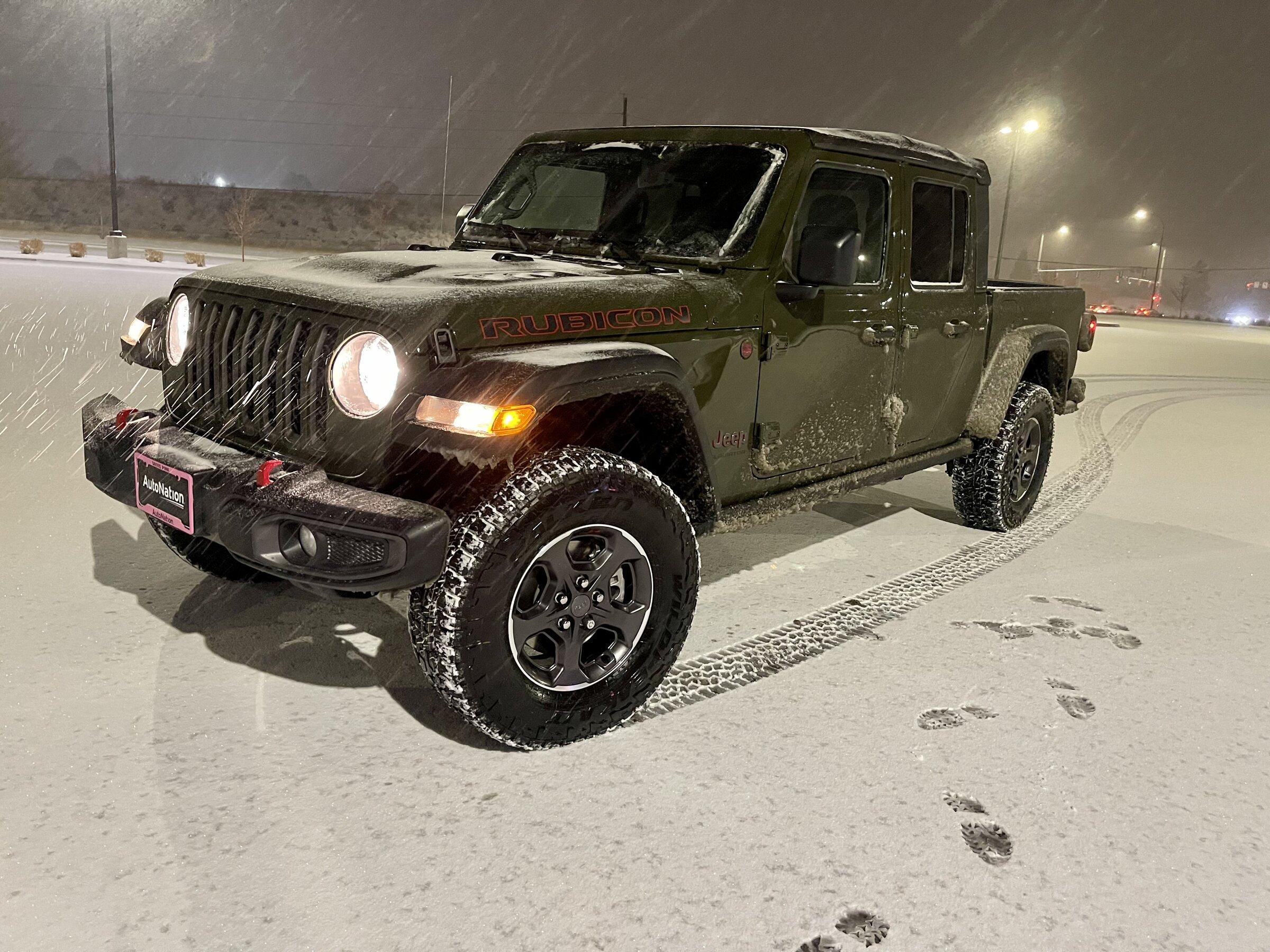 Jeep Gladiator Took Delivery of Your JT? Sign in Here! 11F59372-5BE5-4748-944C-1EF31125D1AF