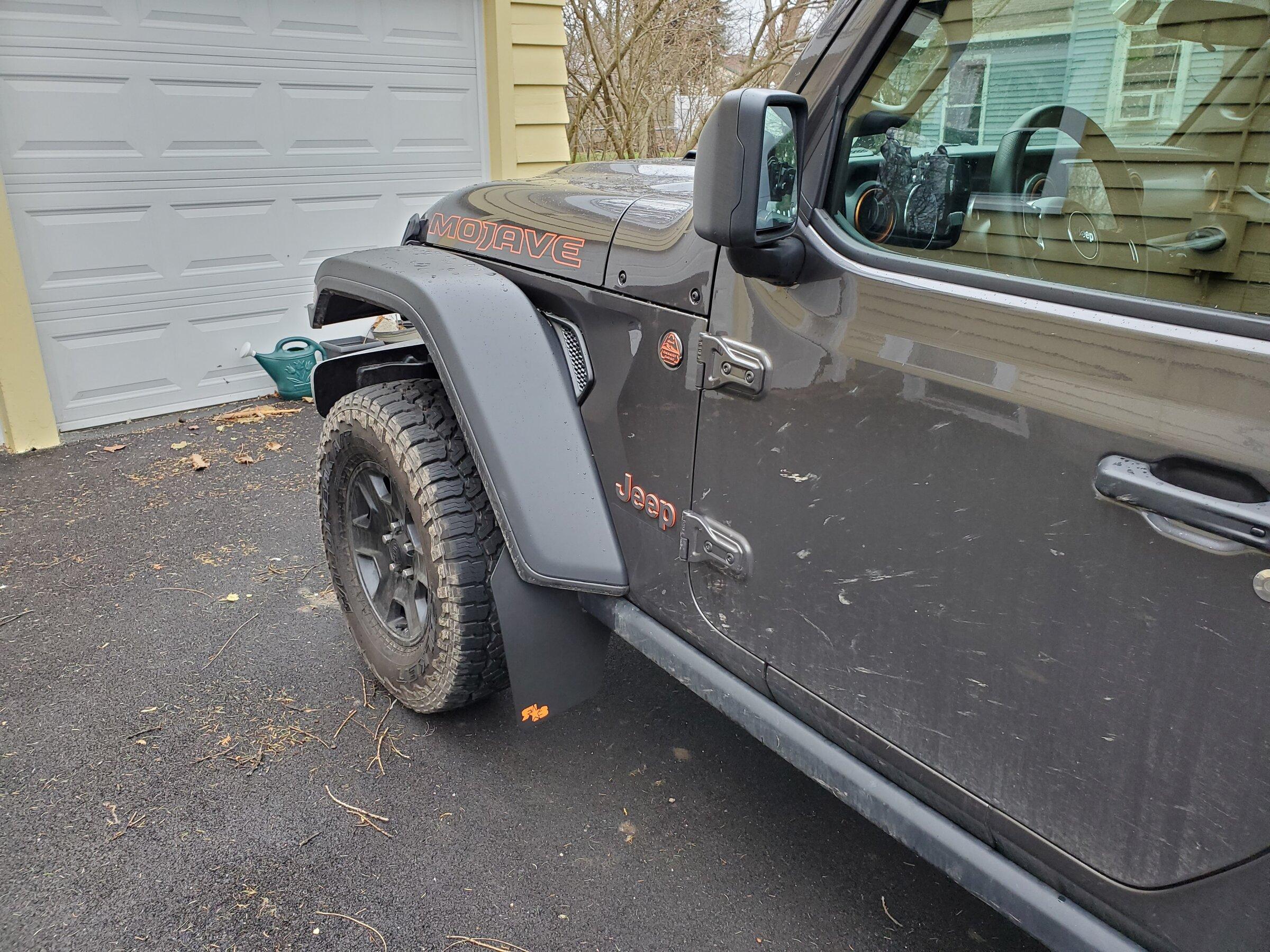 Jeep Gladiator Mudflaps that don't take away from looks of the JT? 20211211_142251