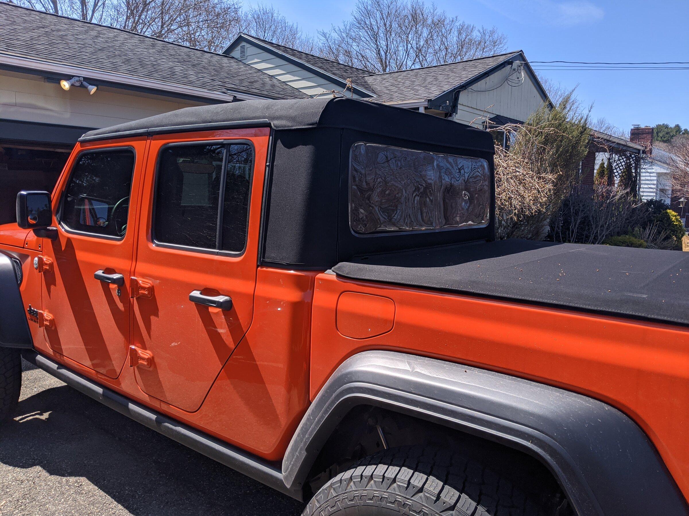 Jeep Gladiator Factory premium soft top IMG_20200406_124037