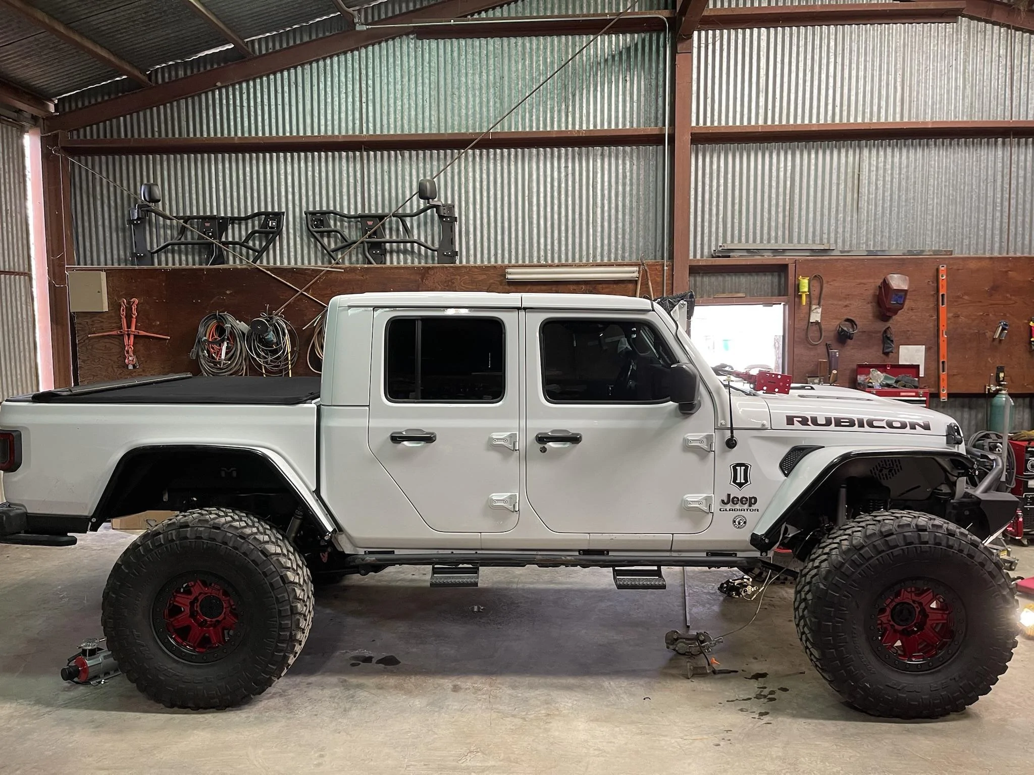 Jeep Gladiator Snapped Front Axle IMG_5403