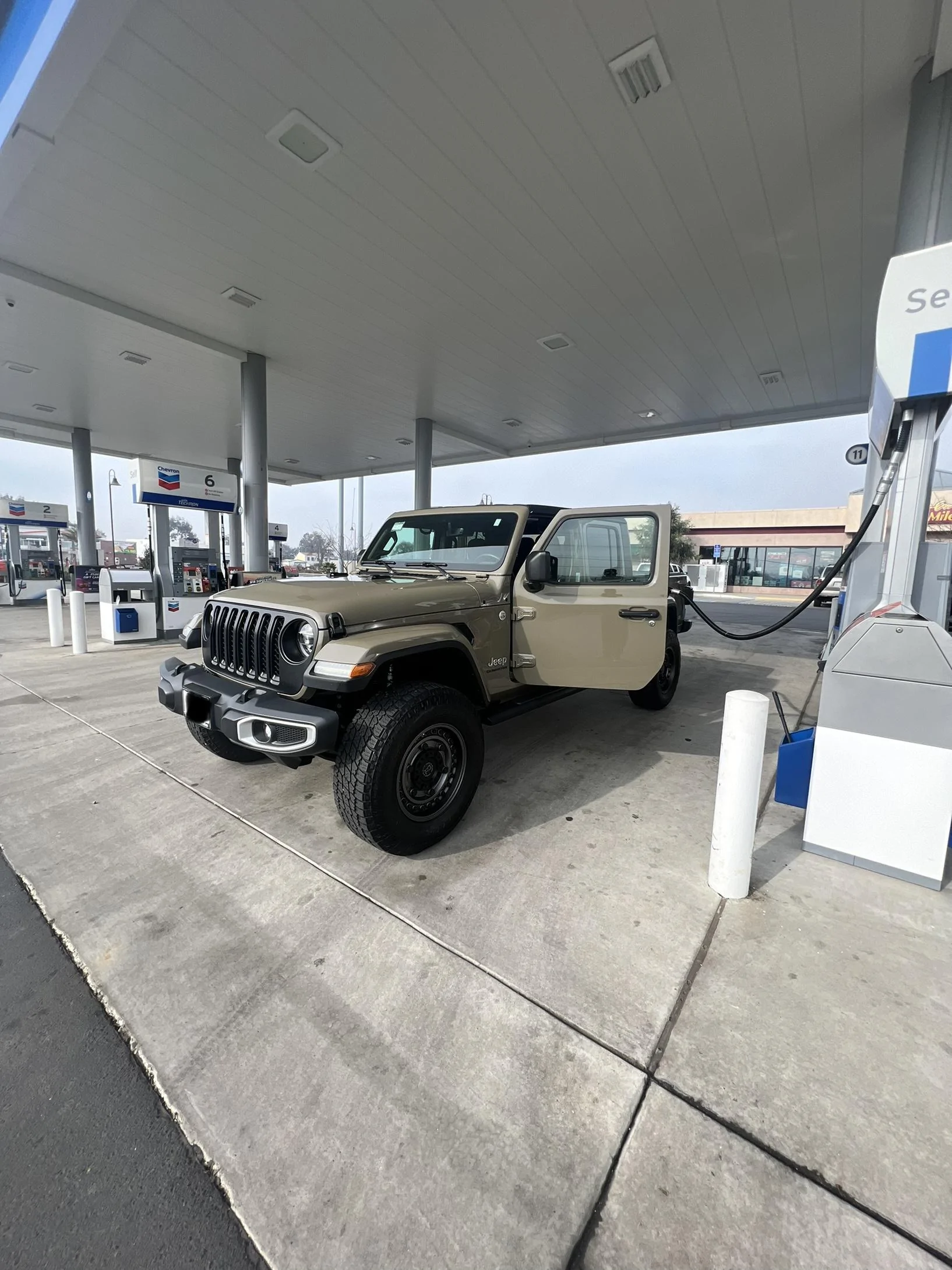 Jeep Gladiator GATOR Gladiator JT Club 8FAA4ED1-C65E-4A37-8824-257B8285695B