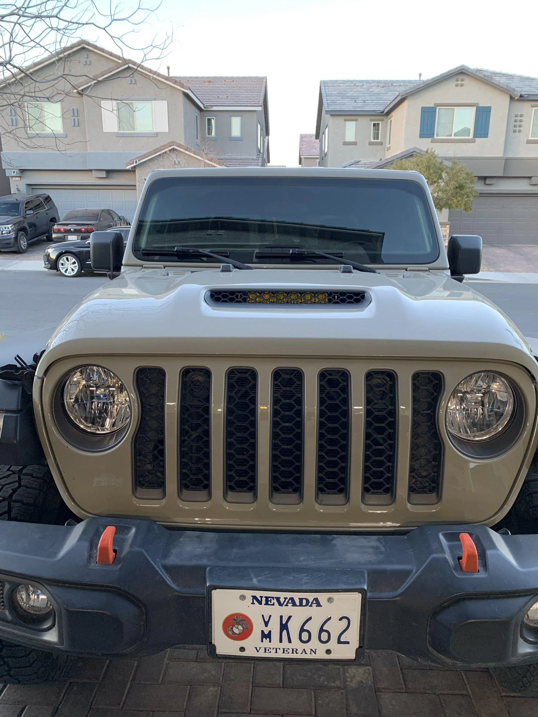 Jeep Gladiator Mojave Hood Scoop MOD 578E0B7F-970A-4B60-B950-4D3C6960F84A