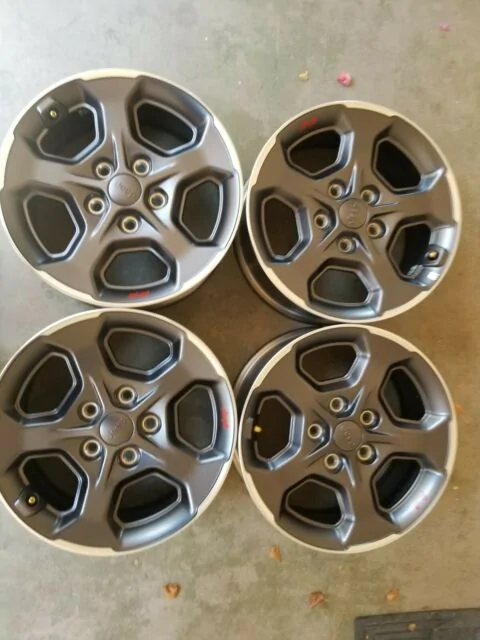 Jeep Gladiator Set of Rubicon wheels - 250$ s-l640-6