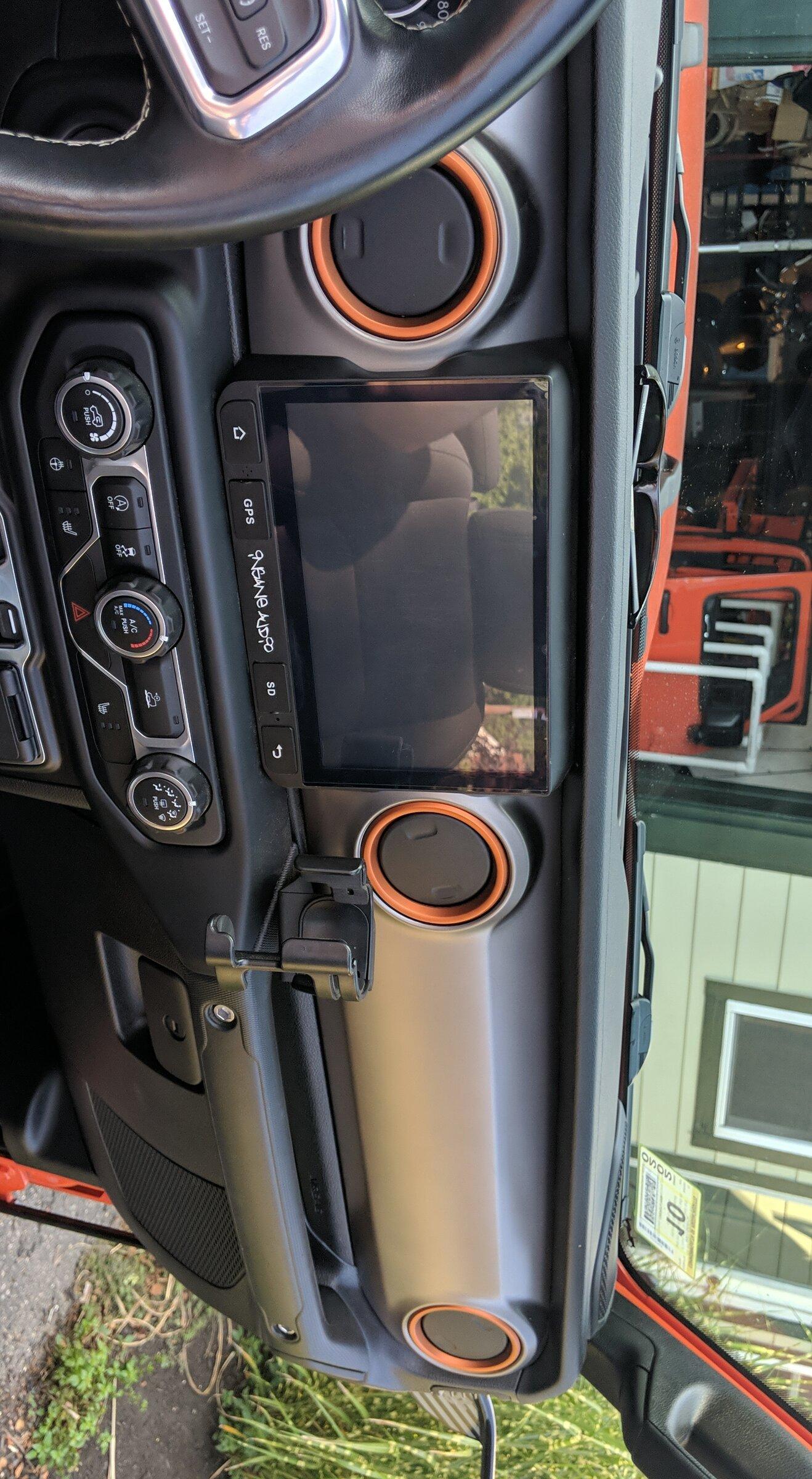 Jeep Gladiator Mojave dash vents Snapchat-1848279387
