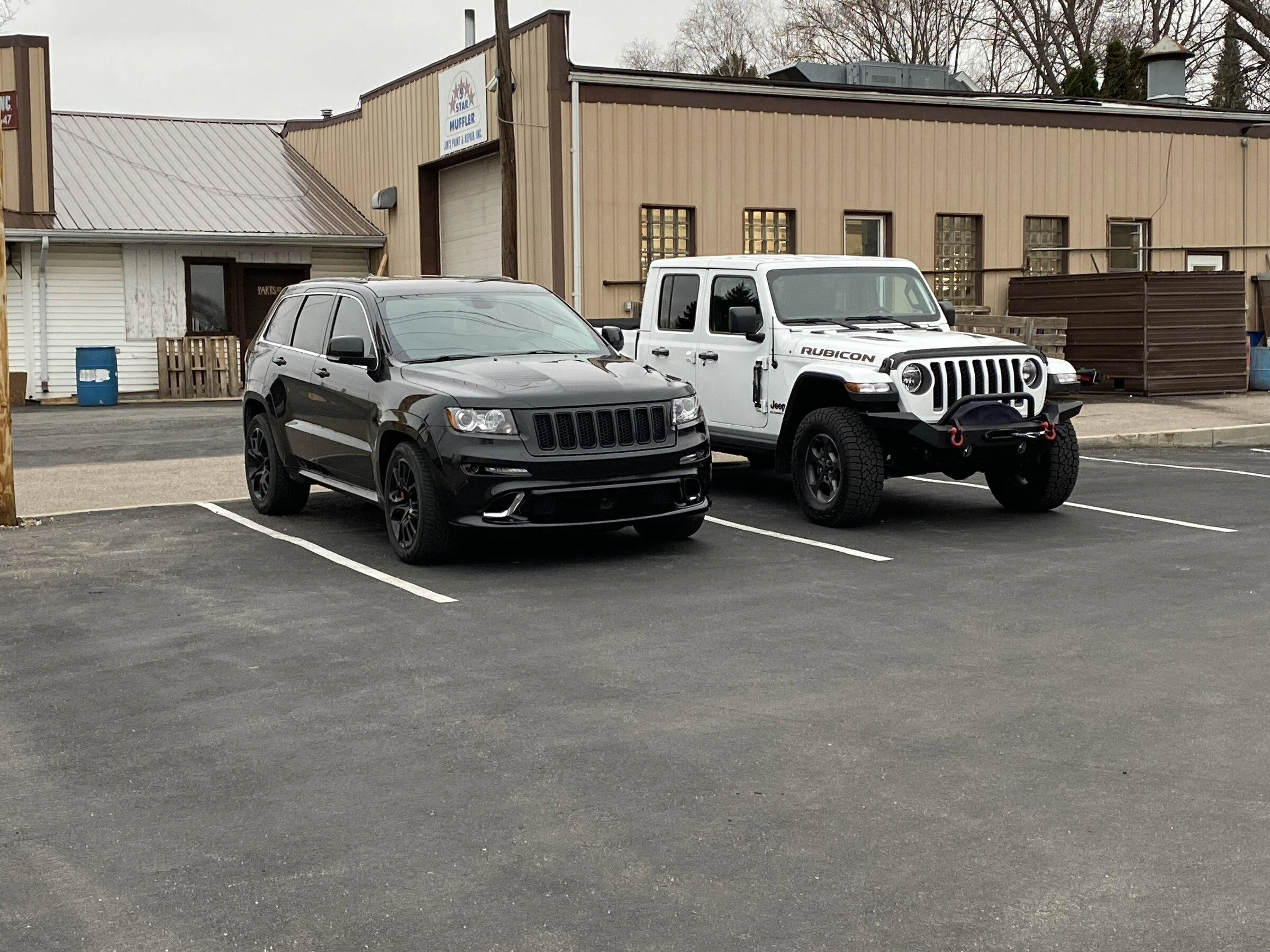 Jeep Gladiator Which second vehicles compliment the gladiator best? 3B1BD108-E325-4499-94B2-607876B5B248