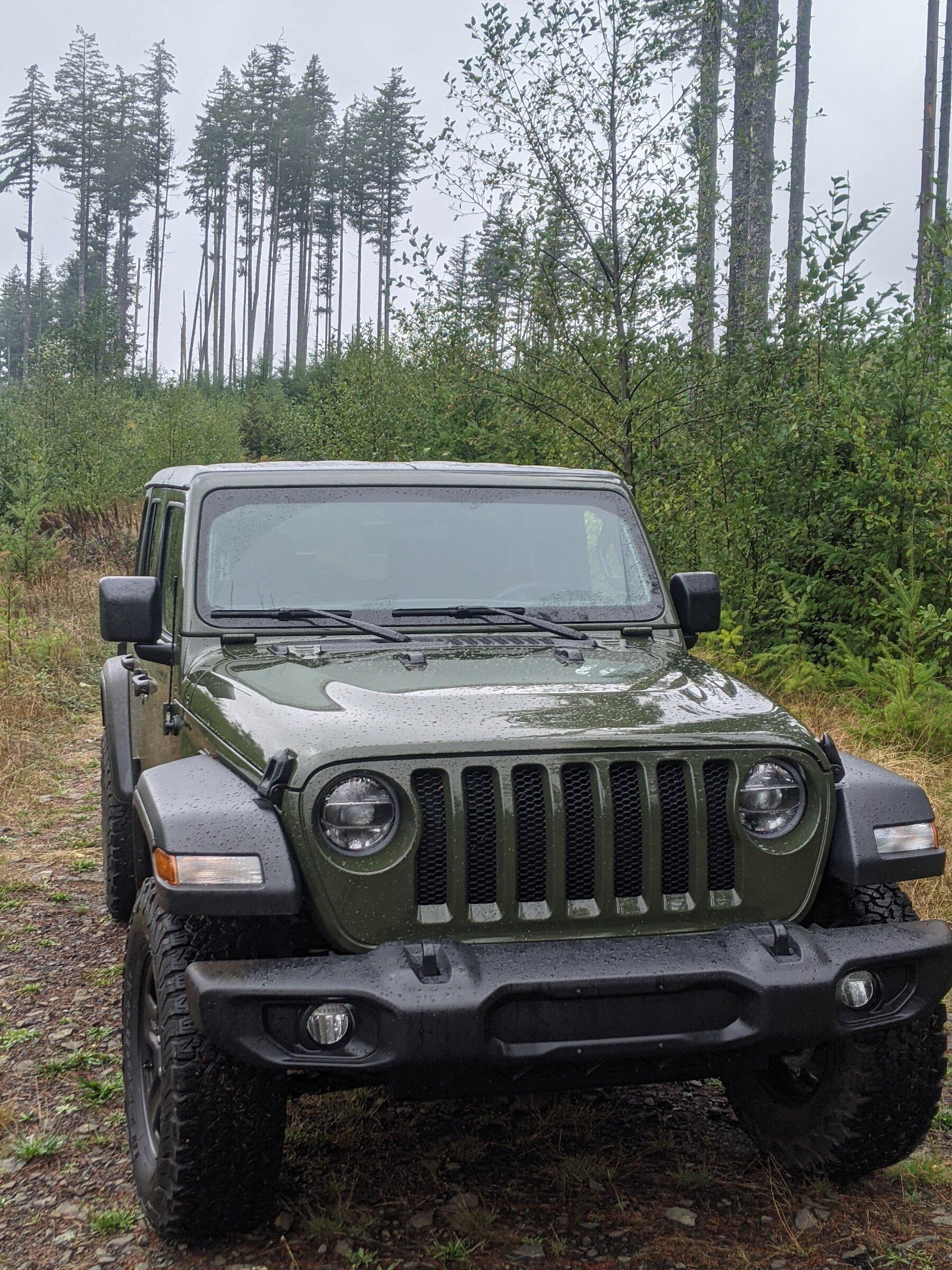 Jeep Gladiator Which second vehicles compliment the gladiator best? PXL_20210919_203044333