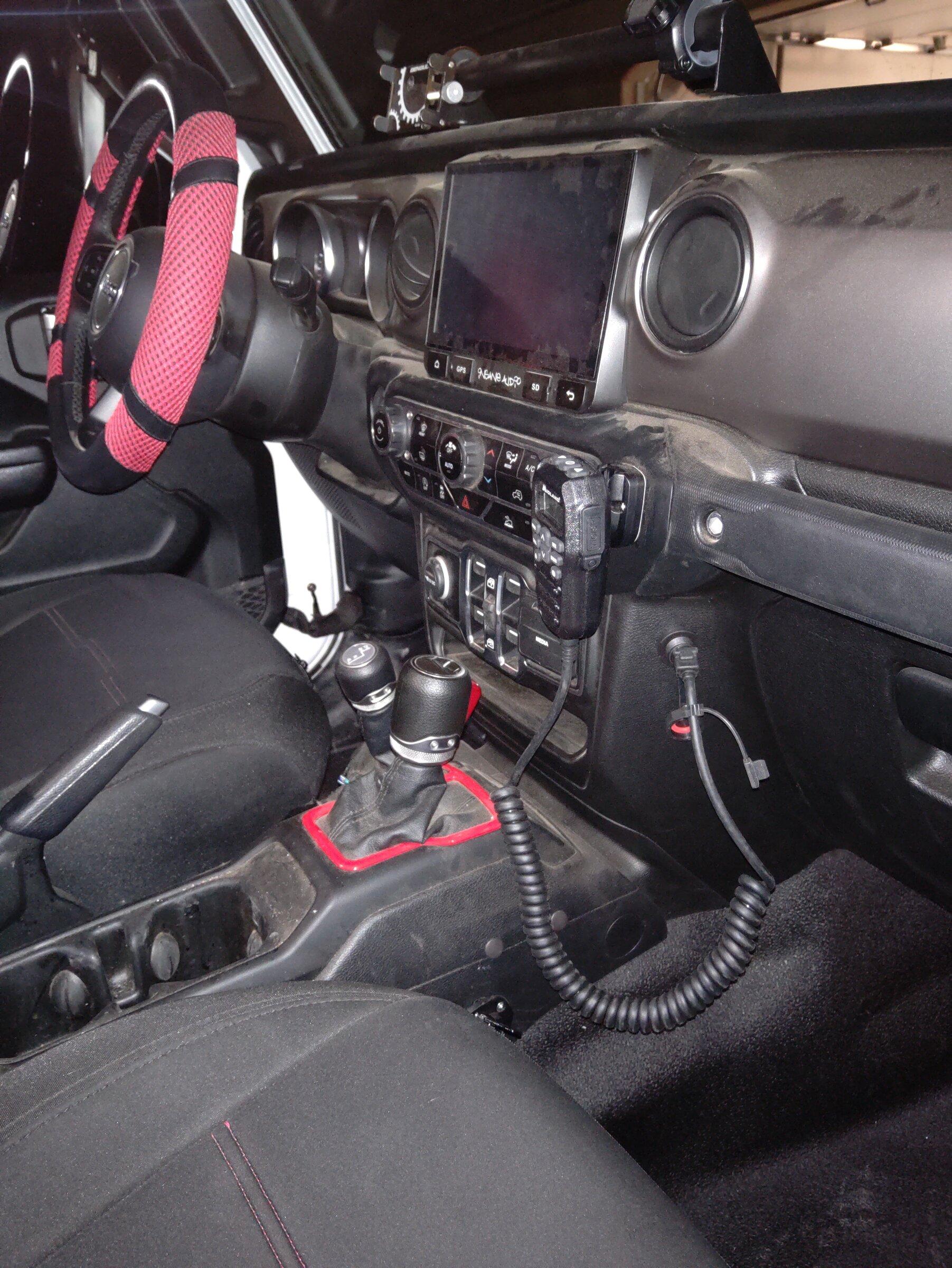 Jeep Gladiator Convince me to get a GMRS radio tmp-1644086787628_copy