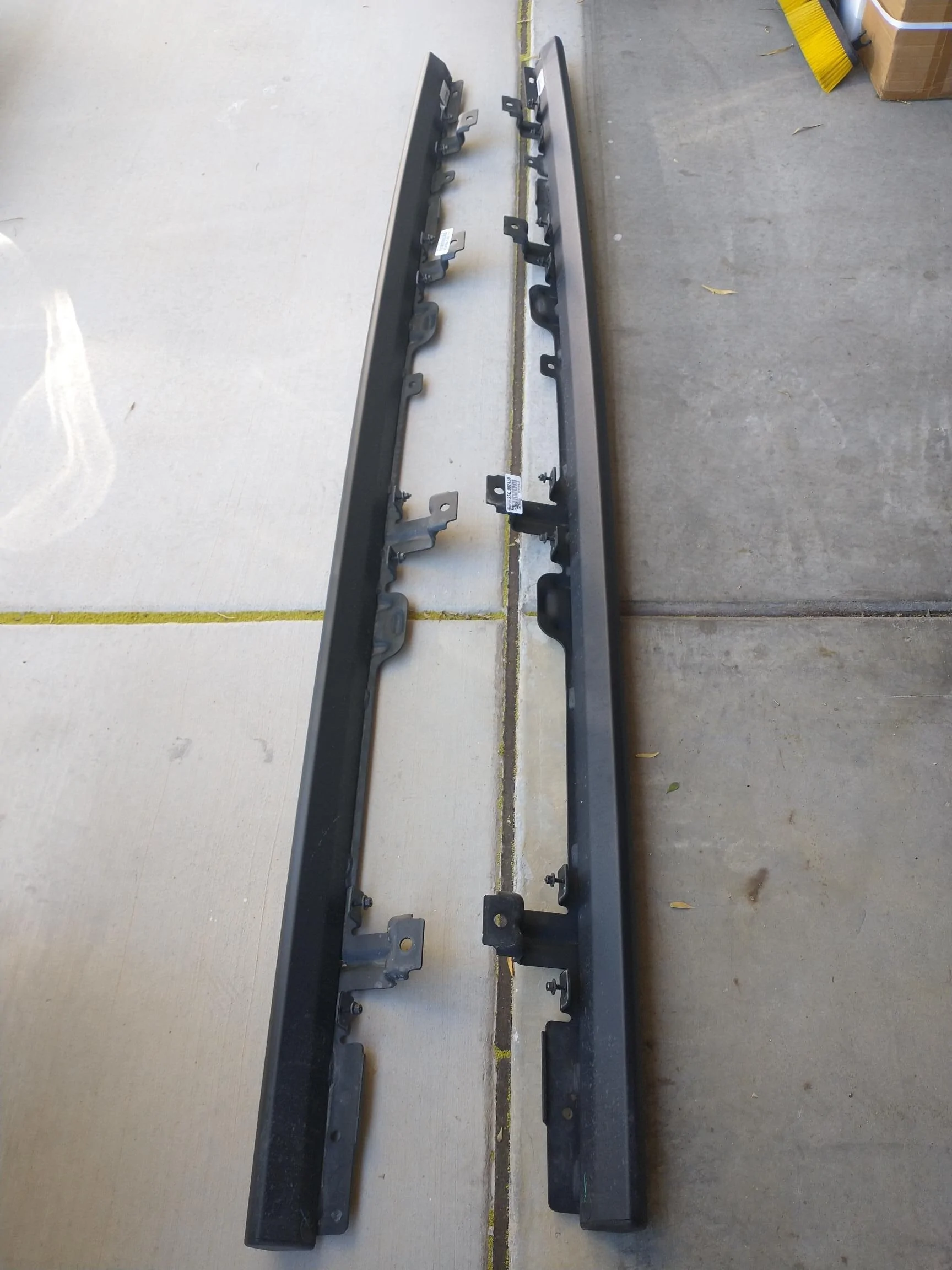 Jeep Gladiator Mojave OEM Rock Rails & Vision X Kit RockRails2
