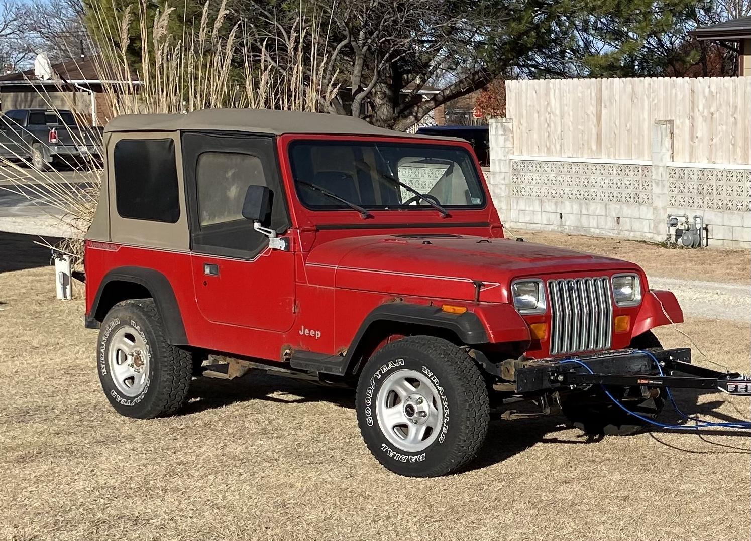 Jeep Gladiator Old School Jeeps 56956BB5-5441-4184-A055-1507EDDB776B
