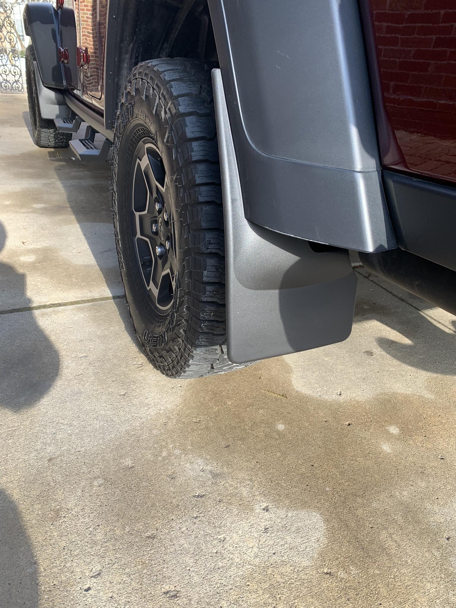 Jeep Gladiator Mudflaps that don't take away from looks of the JT? 57B4B11B-68B7-450F-852B-150360B93556