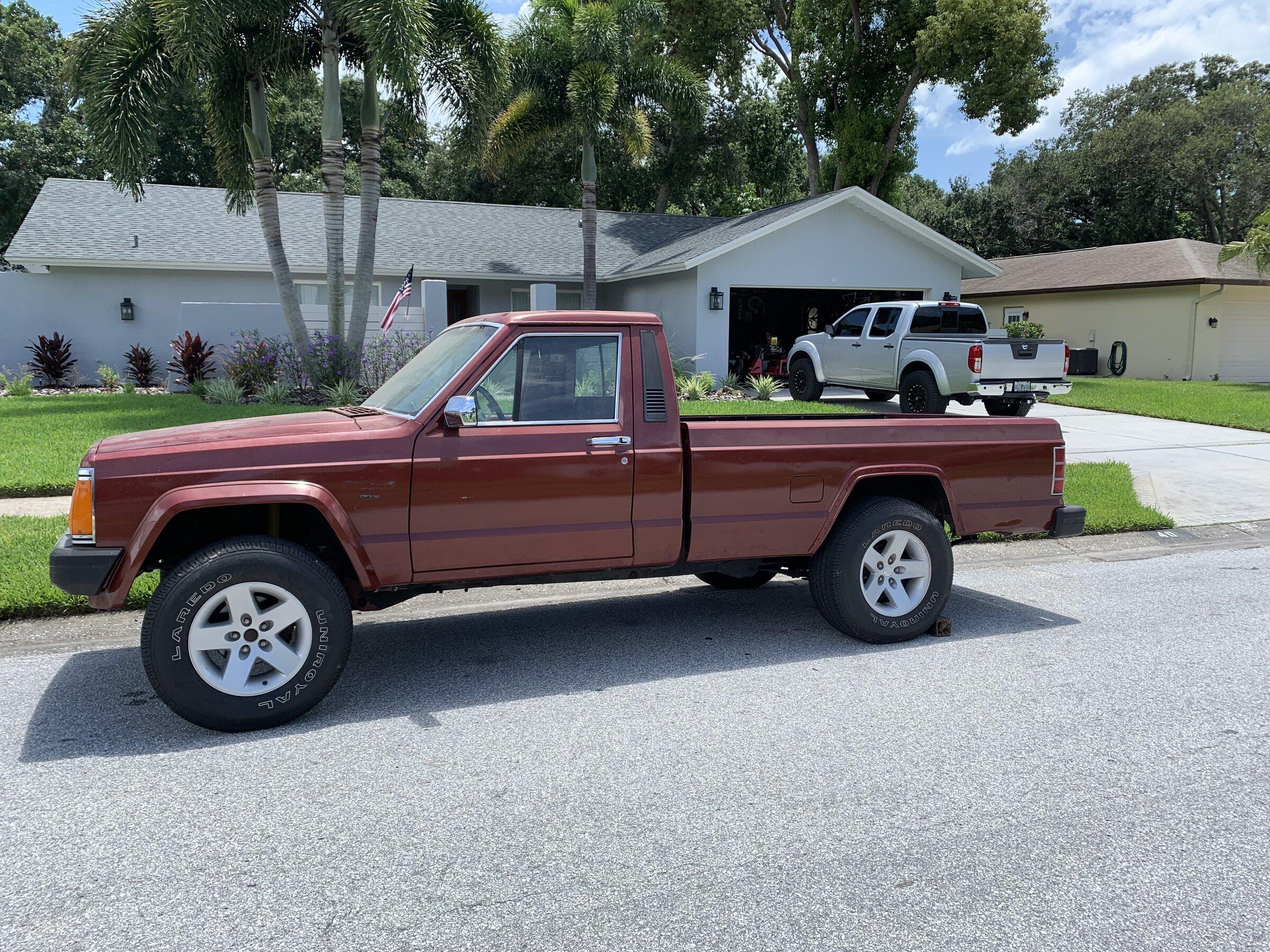 Jeep Gladiator Old School Jeeps CE0AF333-E05C-4AD5-B032-1522586DCE56
