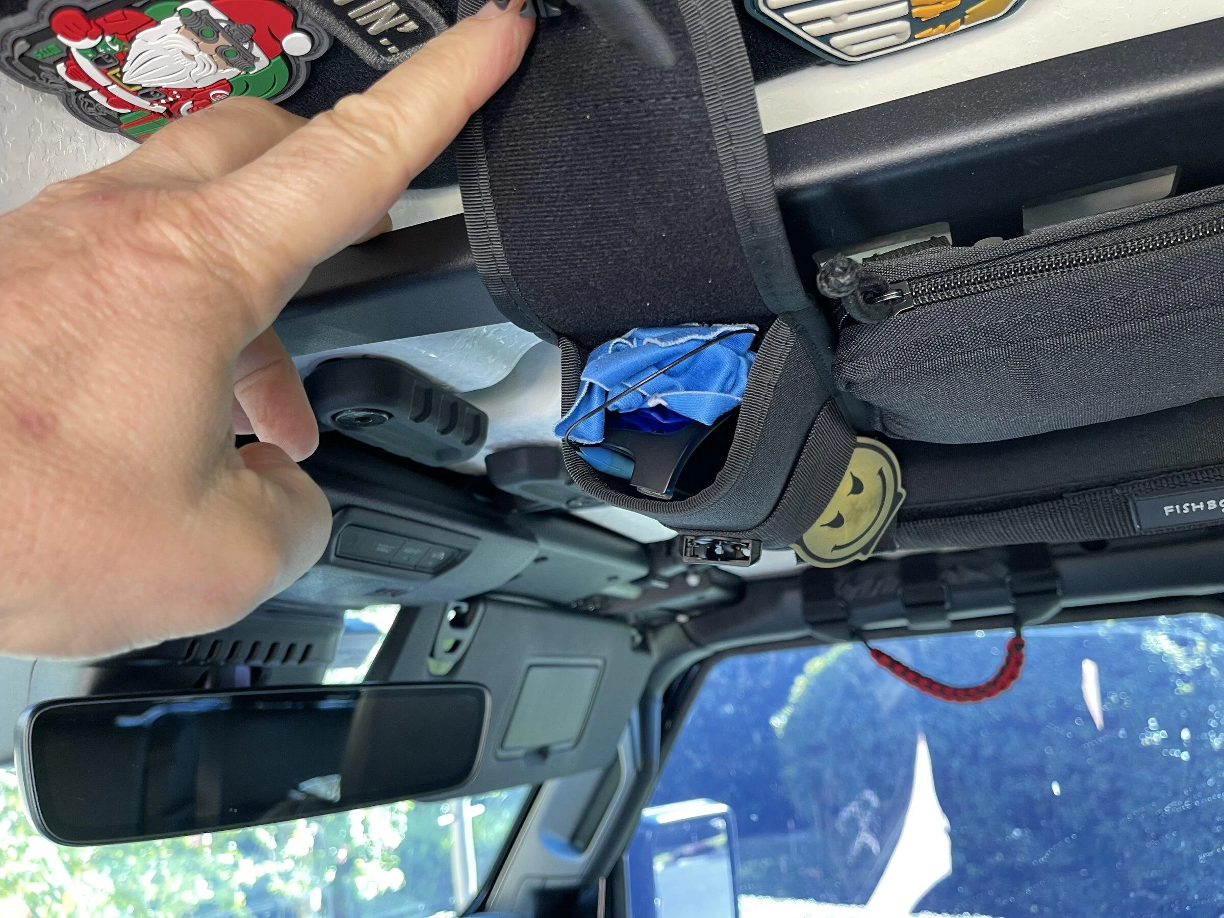 Jeep Gladiator Sunglass Storage Ideas B9203986-6404-40F7-B02F-7DF805245D66